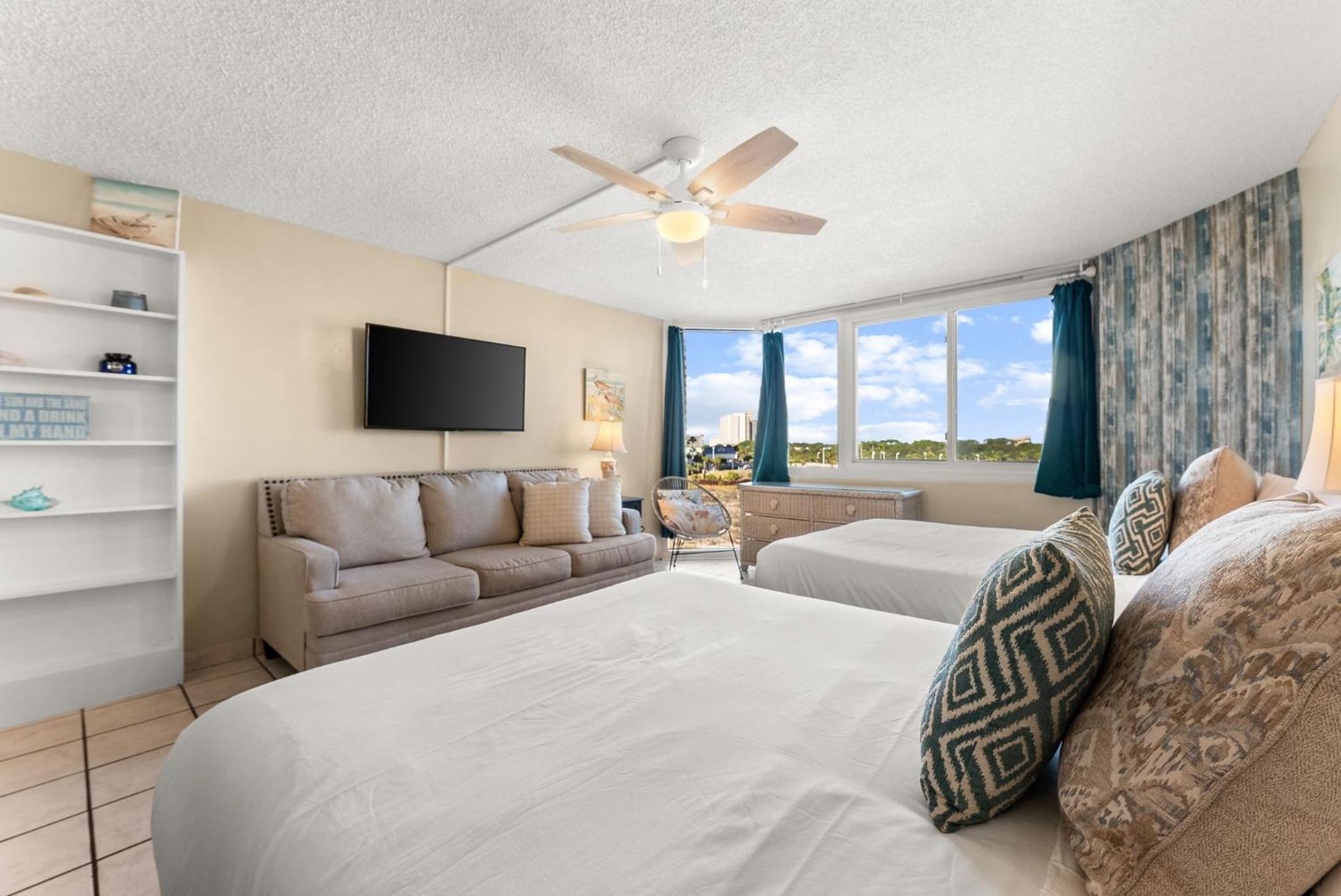 Beach Front Ocean Front Condo Top of the Gulf 516