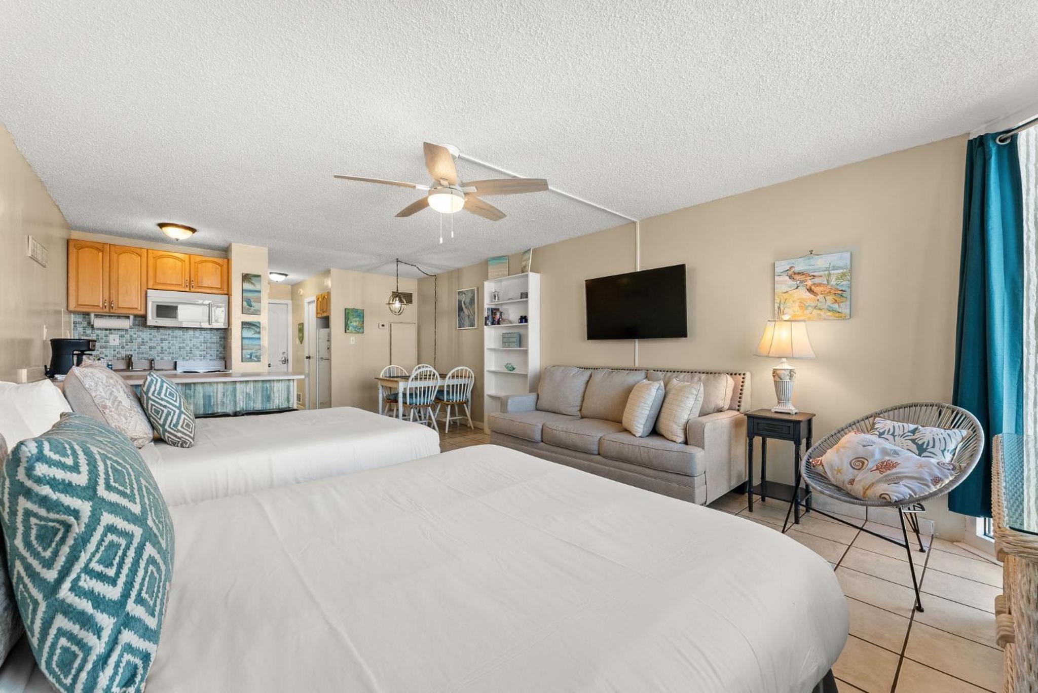 Beach Front Ocean Front Condo Top of the Gulf 516