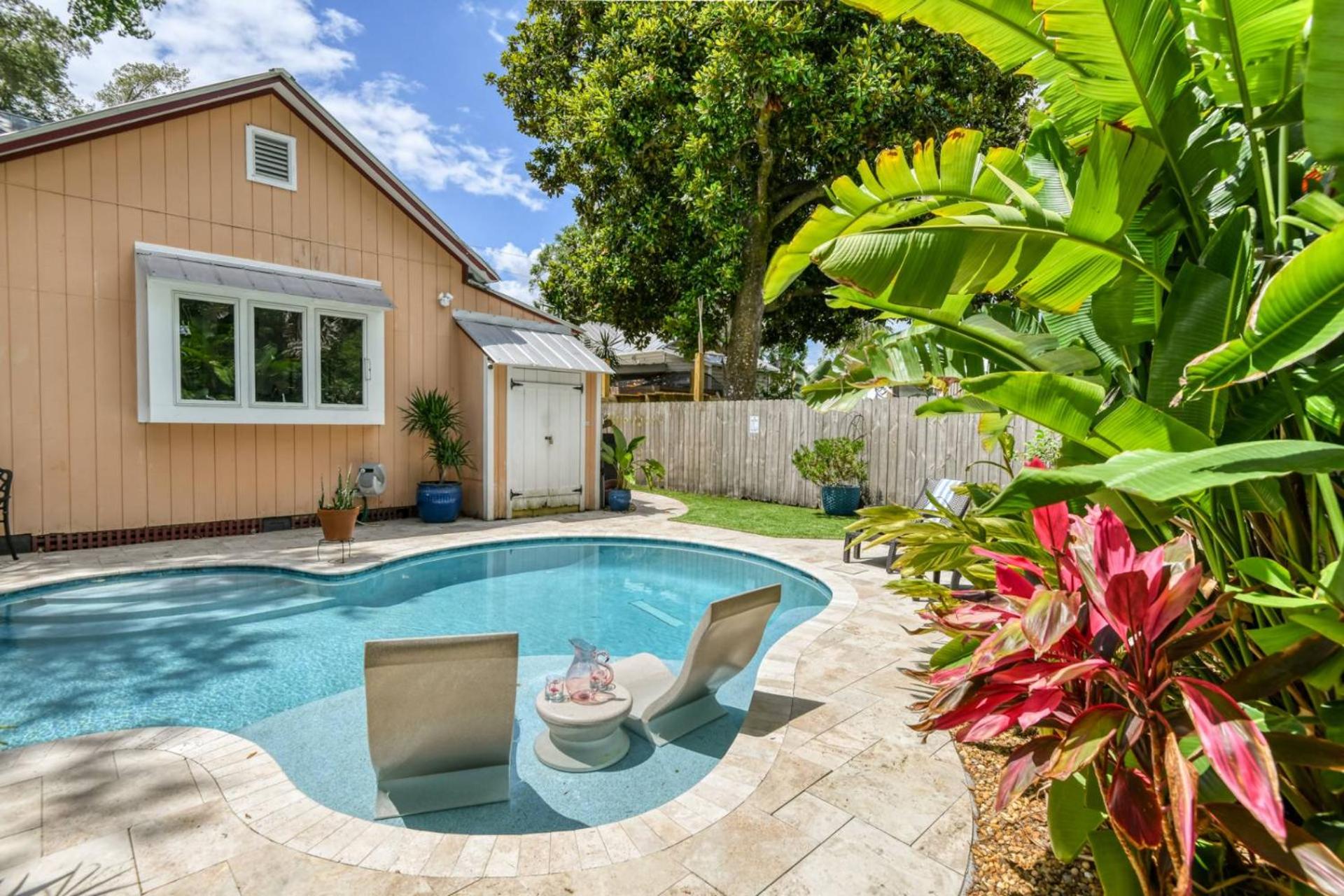Mulberry Oasis