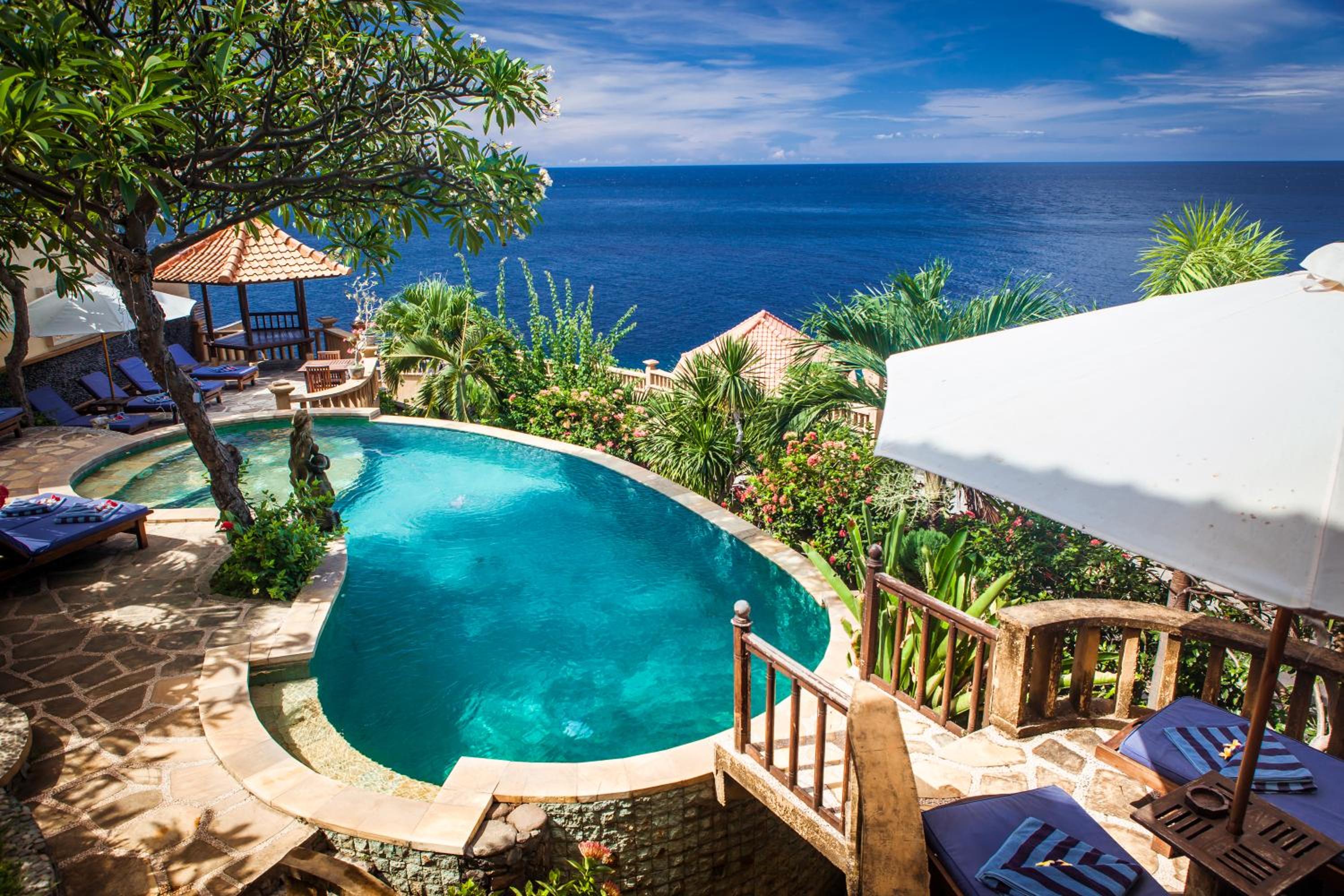 Blue Moon Villas Resort
