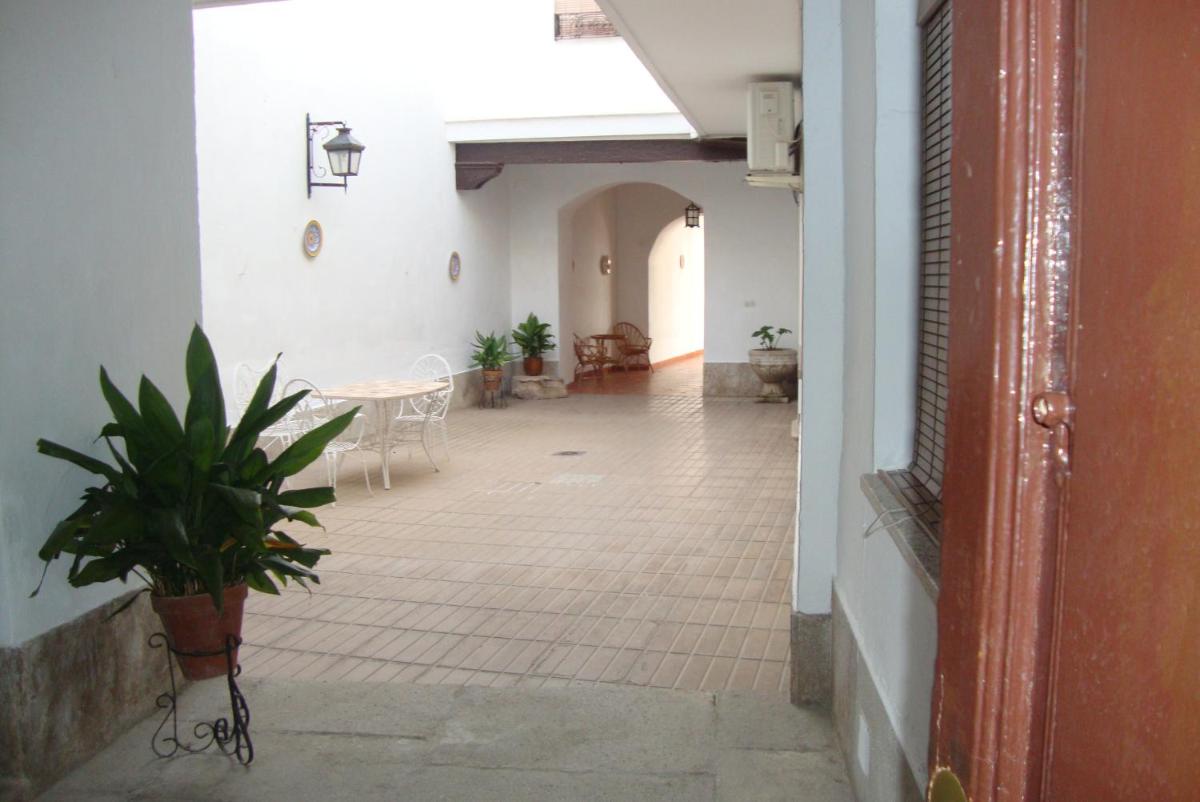 Casa De Comedias