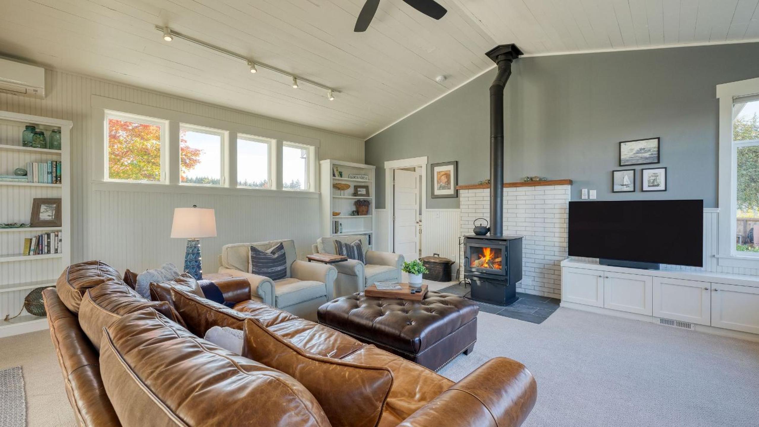 3-Home Coastal Retreat w Sauna Firepit Greenhouse Seabright Haven by AvantStay
