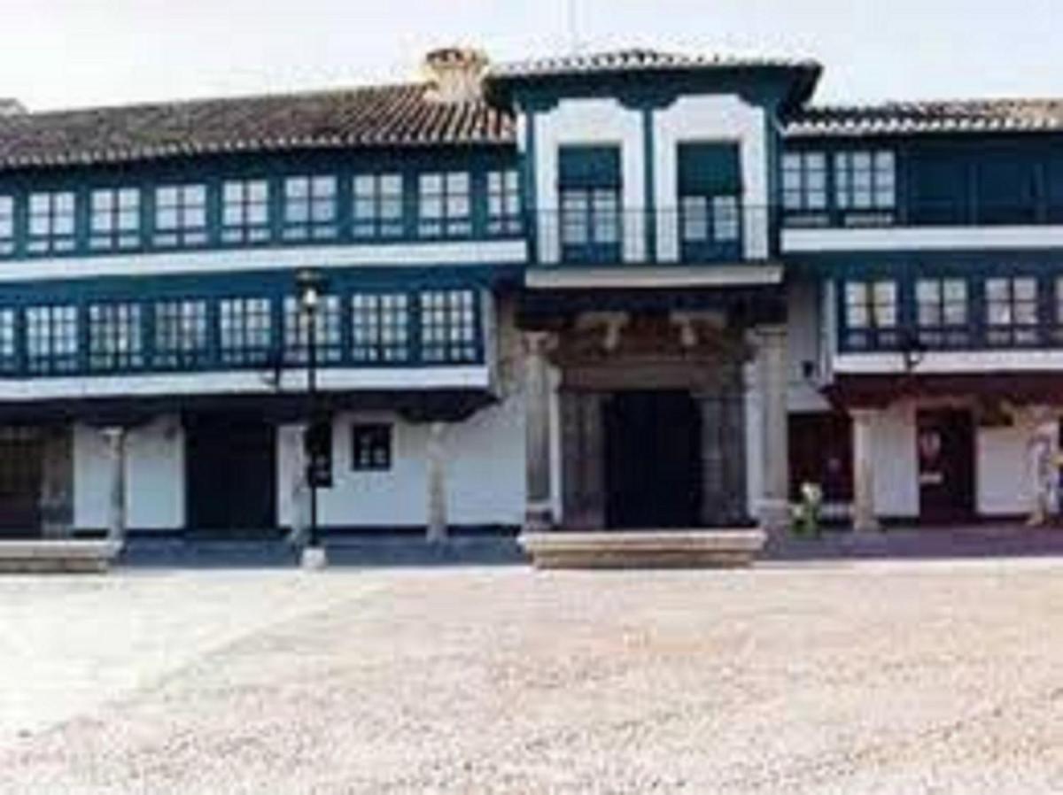 Casa De Comedias