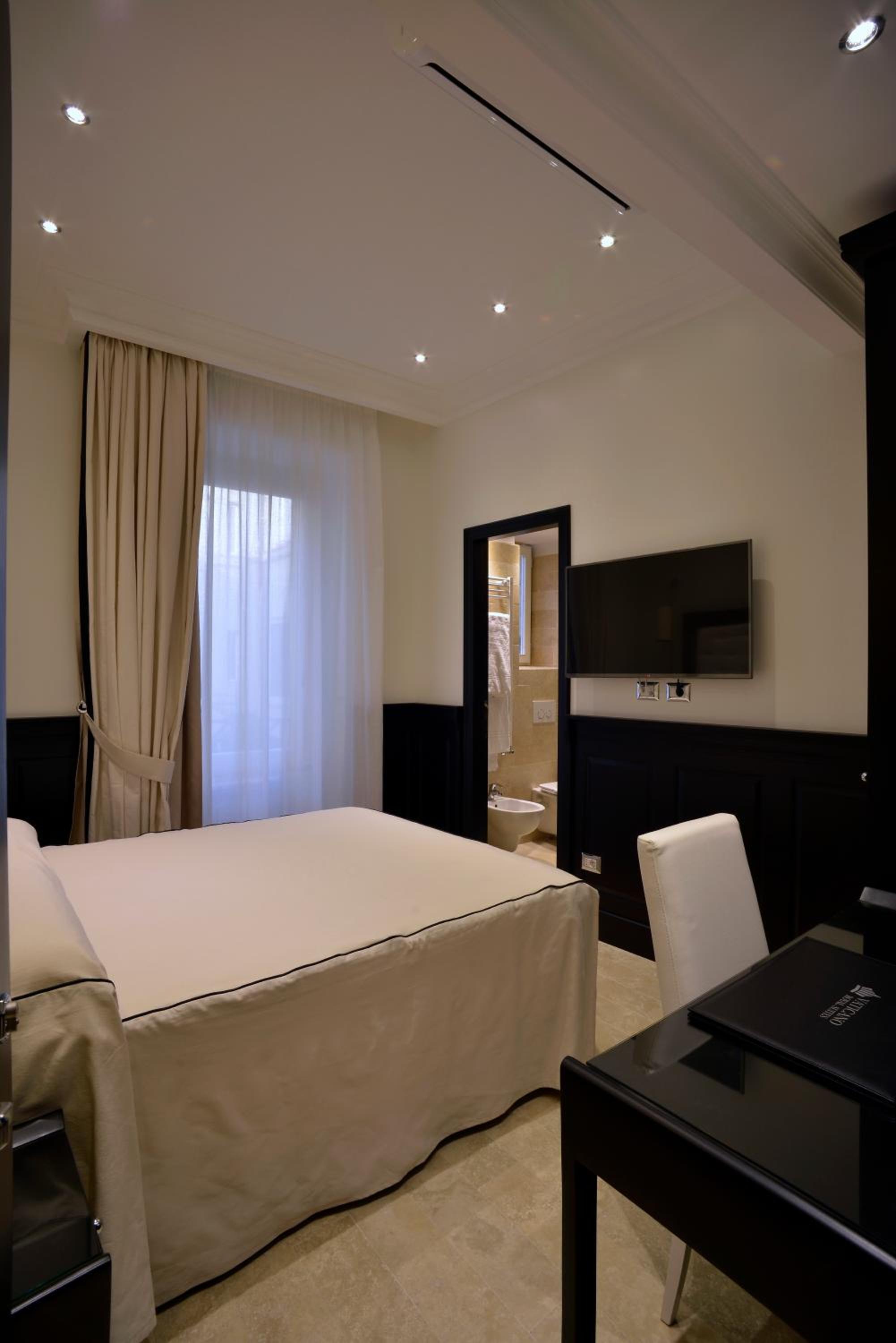 Vaticano Royal Suite Guest House