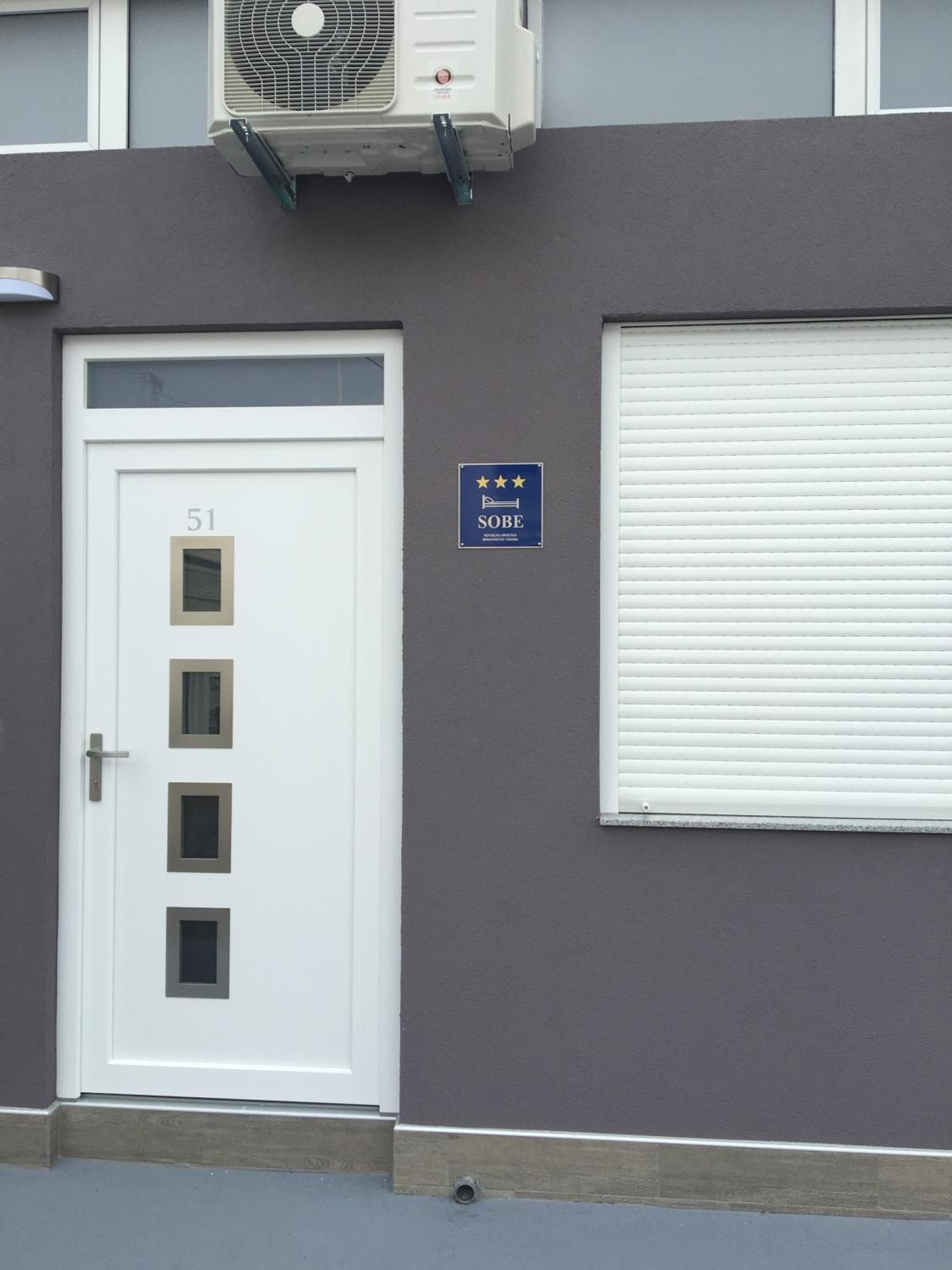 Hotel Rooms Rebolj - Image 1