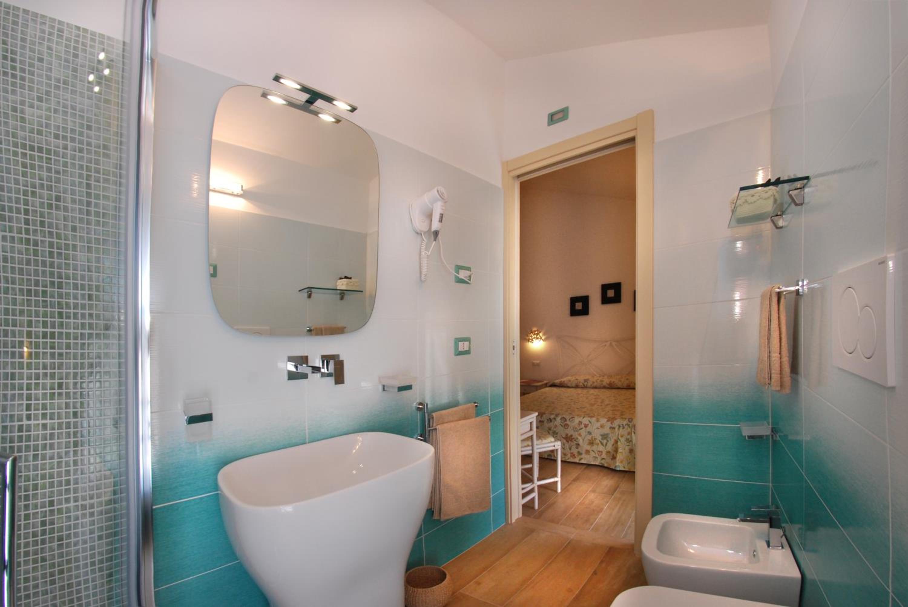 Smart Suite & Apartments