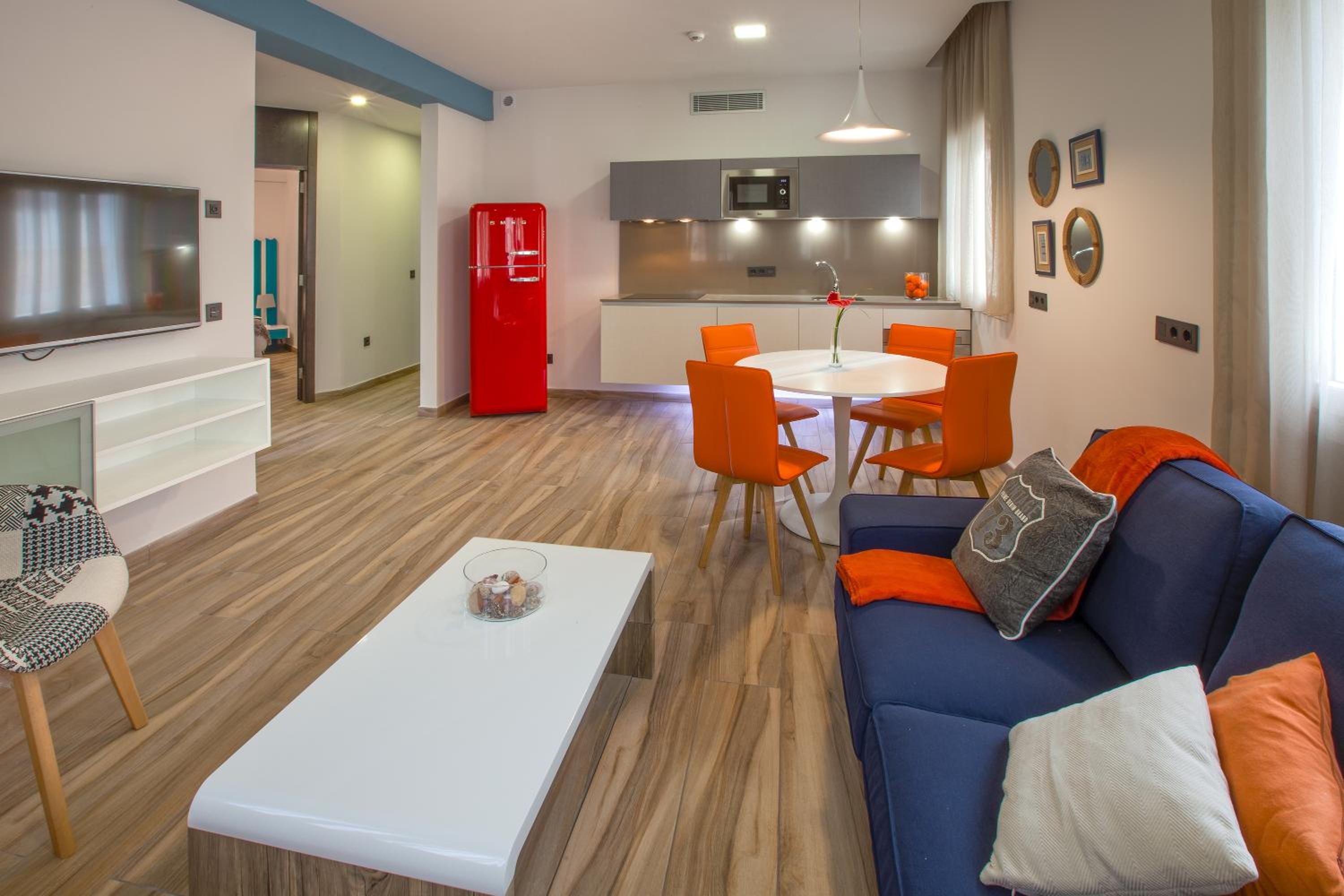 Gran Marina Suites