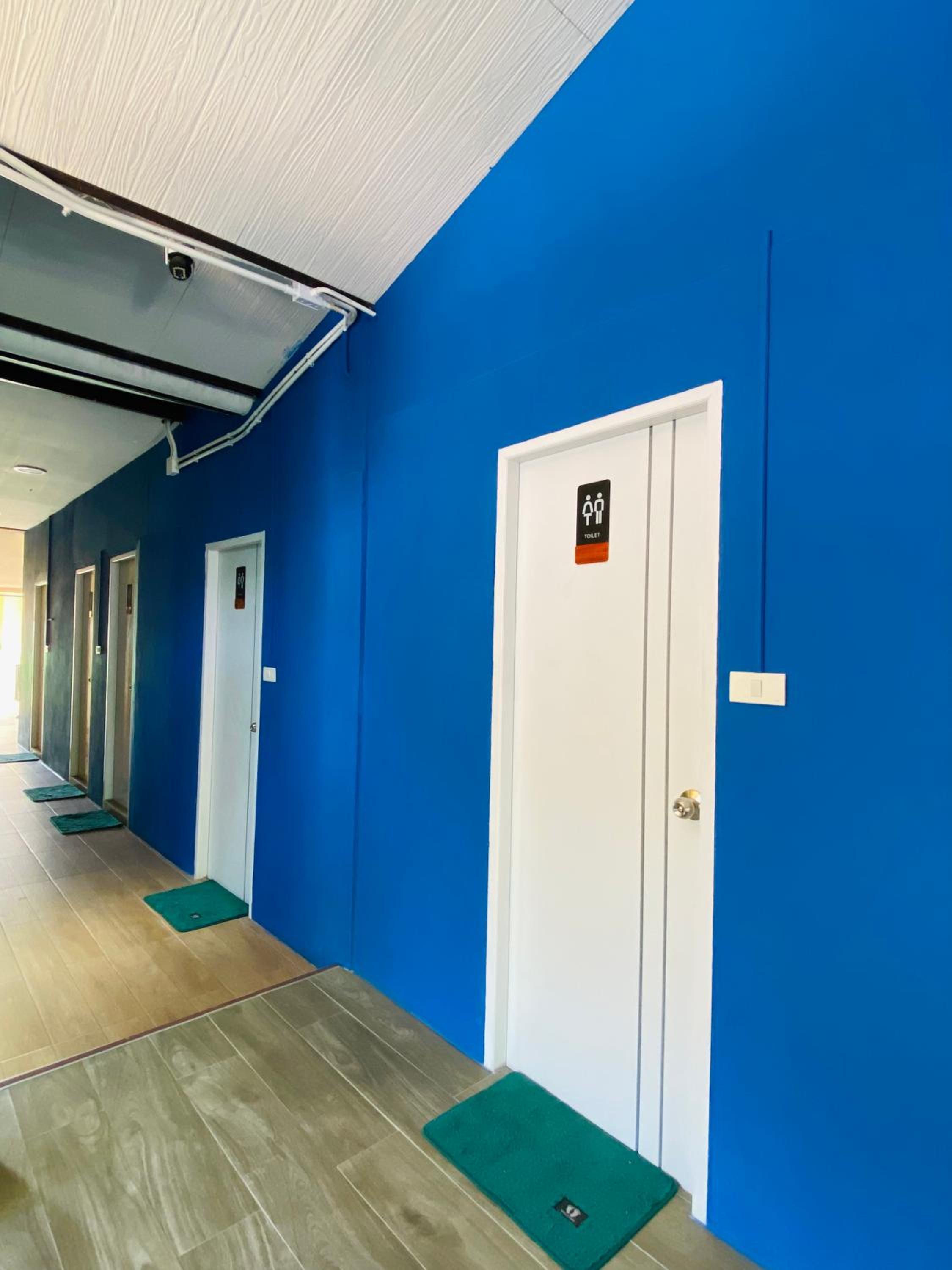 The 10 Club Hostel
