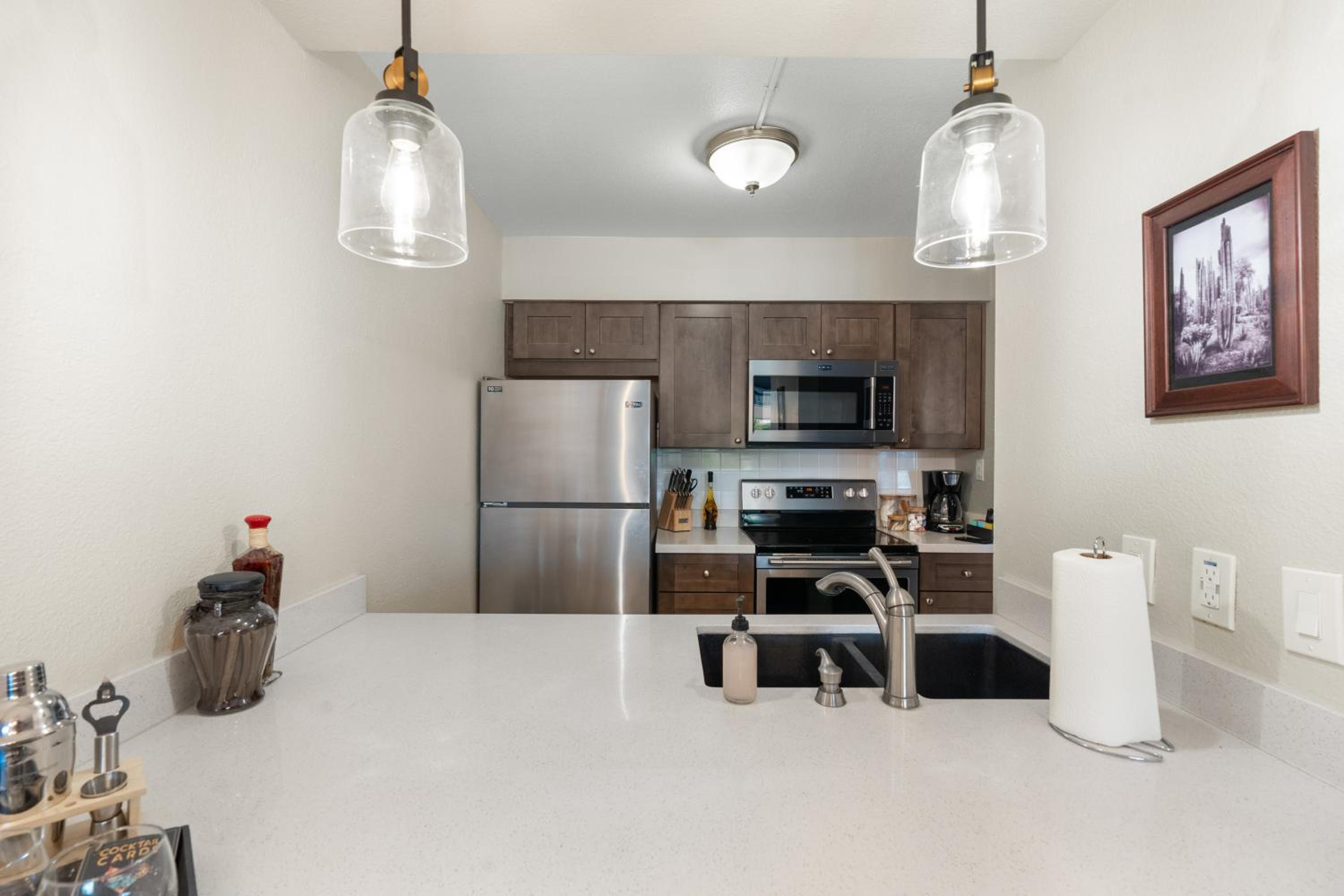 Less Than 1 Mi to Fashion Square Condo with Community Perks