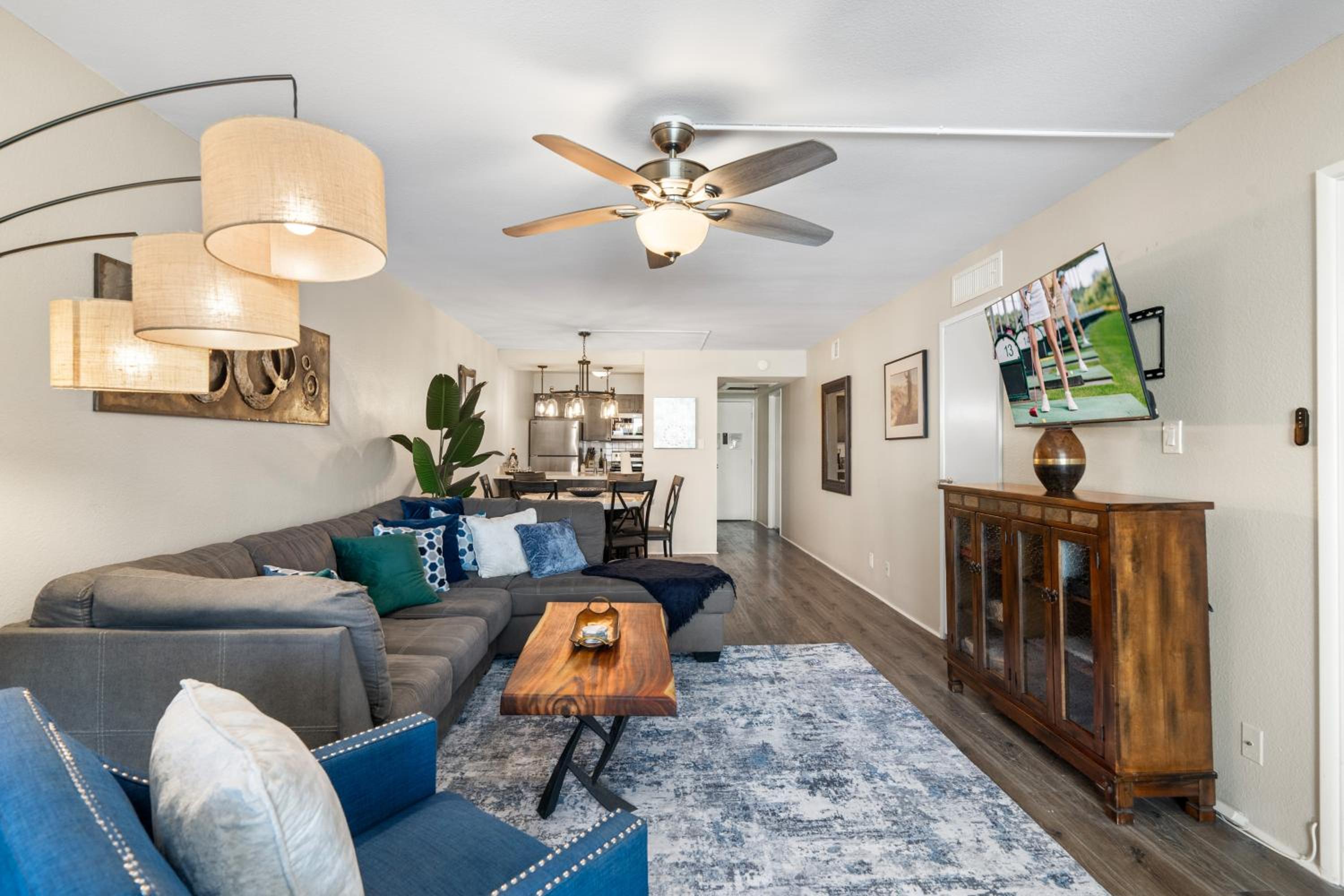 Less Than 1 Mi to Fashion Square Condo with Community Perks