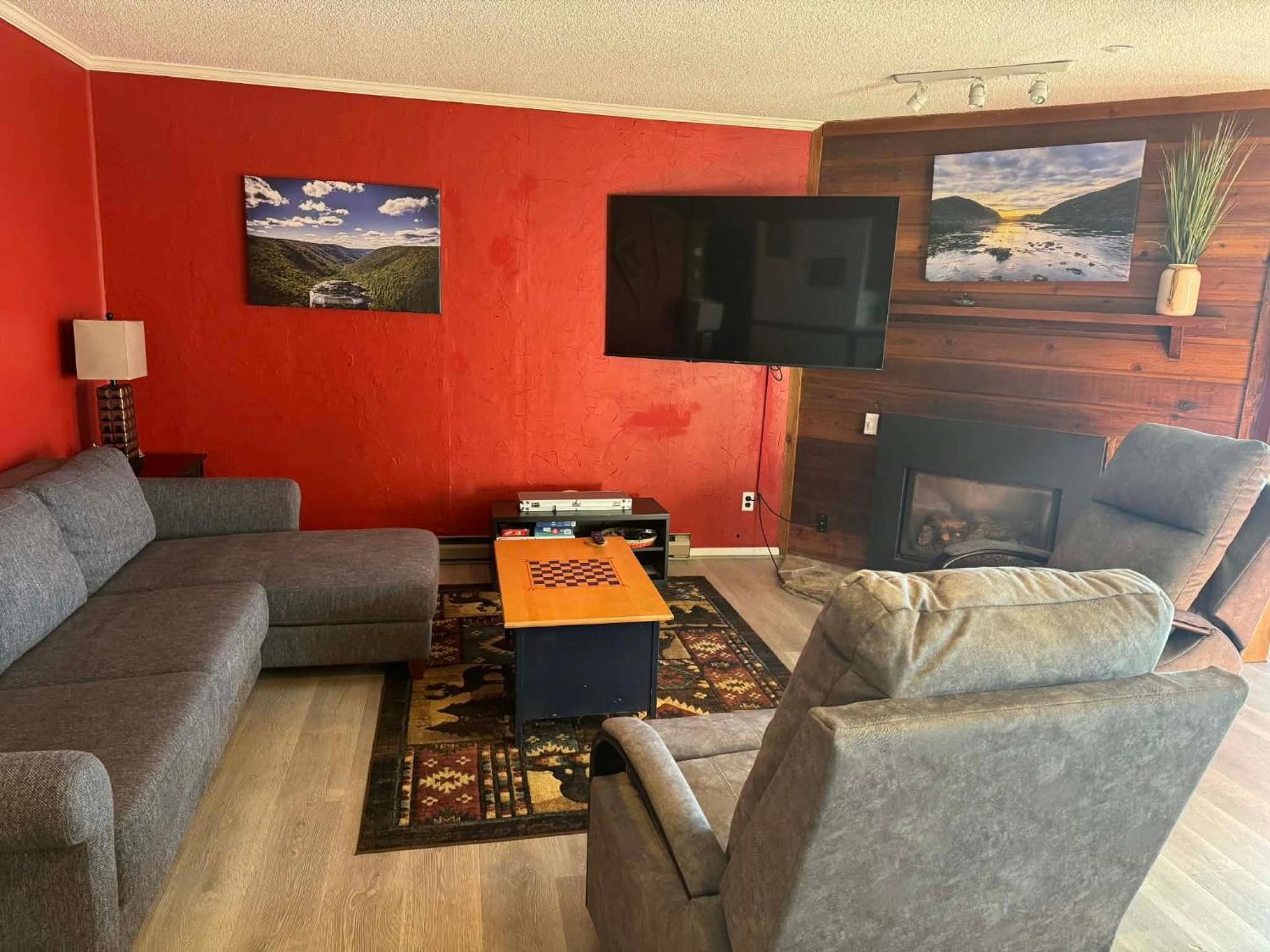 Summit 304B 3 Bedrooms 2 Full Baths
