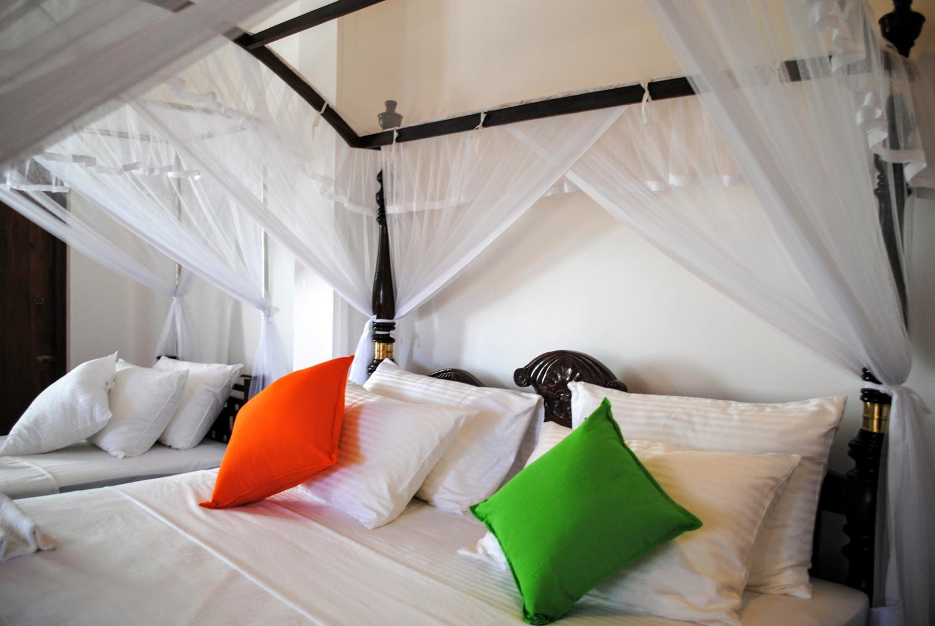 Miura Dutch Edge Hotel