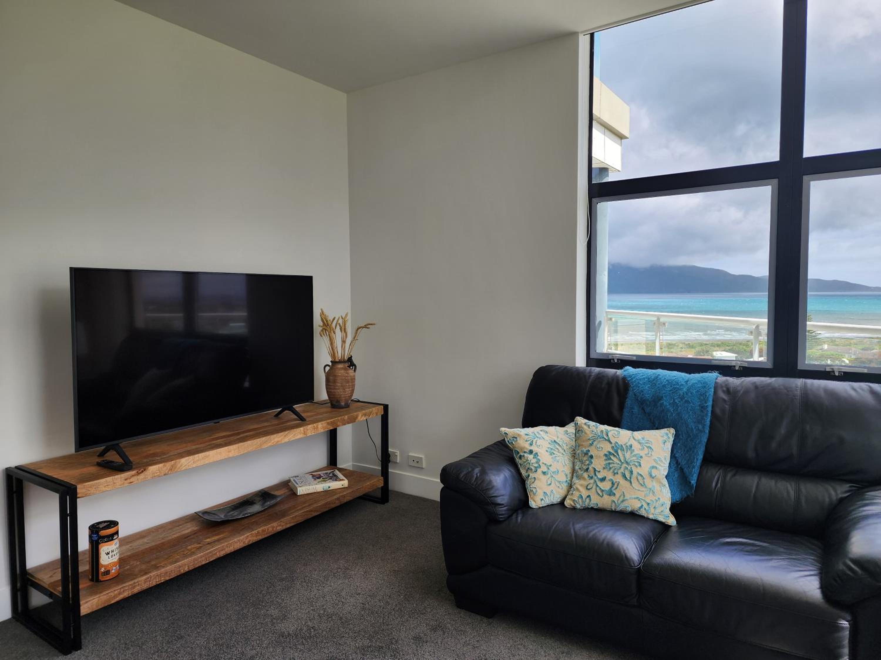 U Suites at The Links