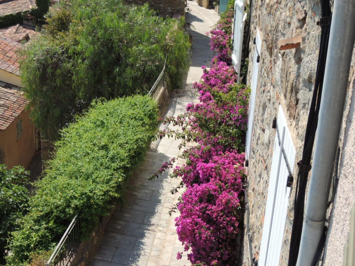 Ferienhaus in der Altstadt von Grimaud view 2