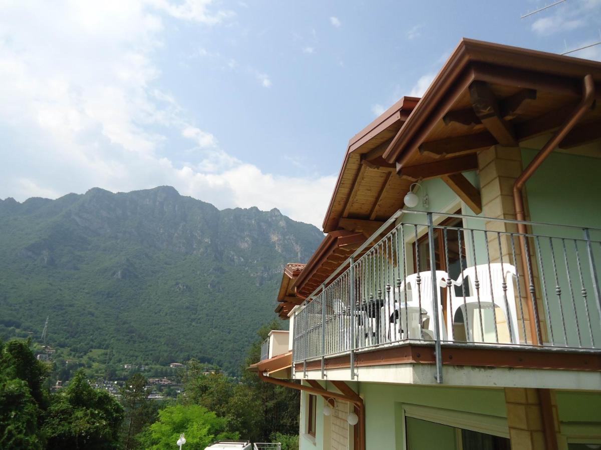 Villa Carlotta view 4
