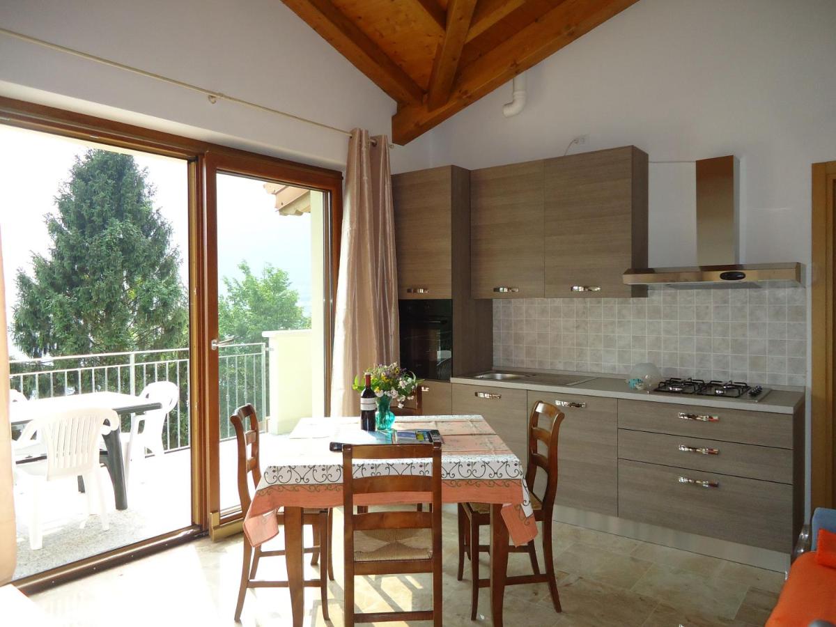 Villa Carlotta view 5