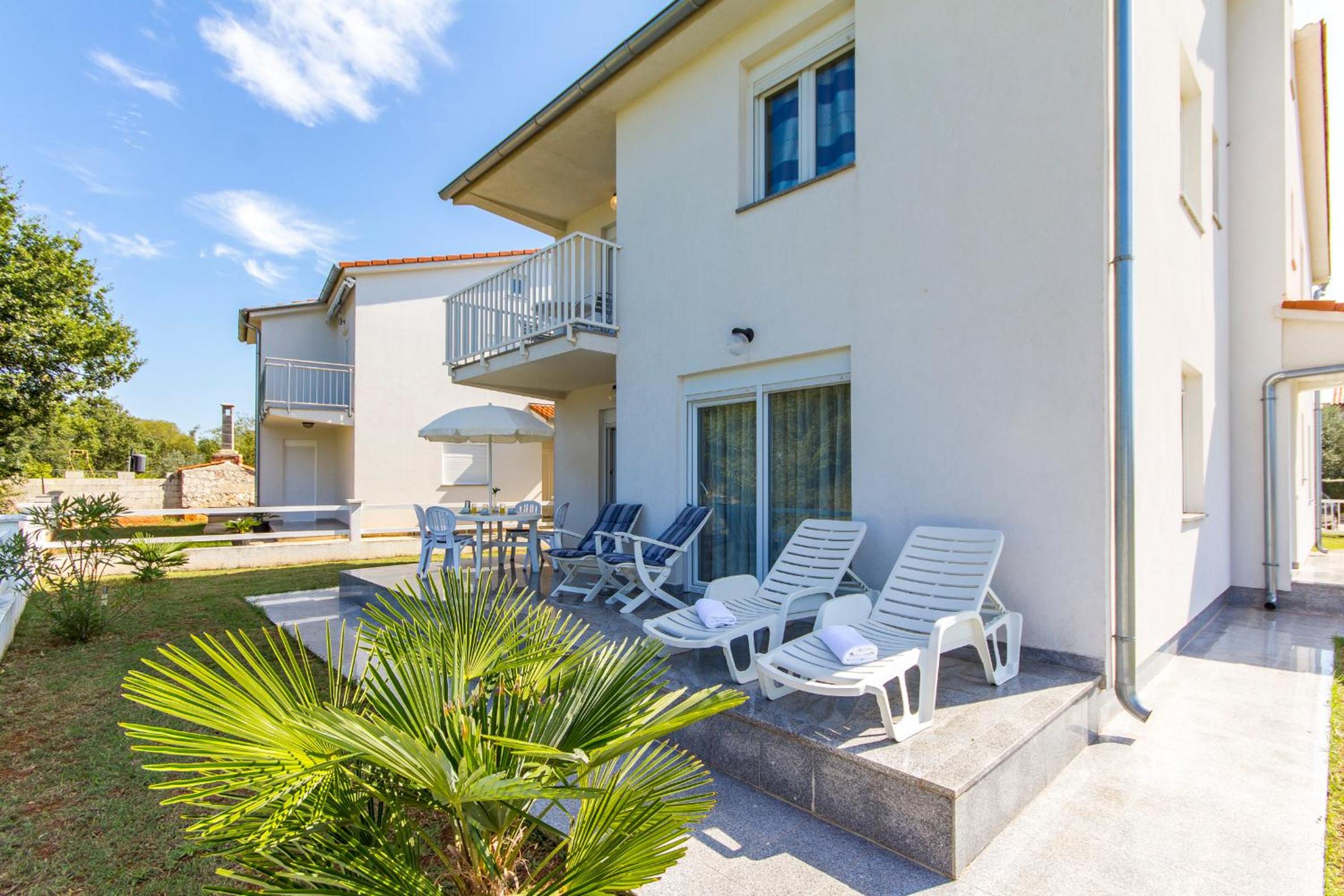 Apartments Alba view 5