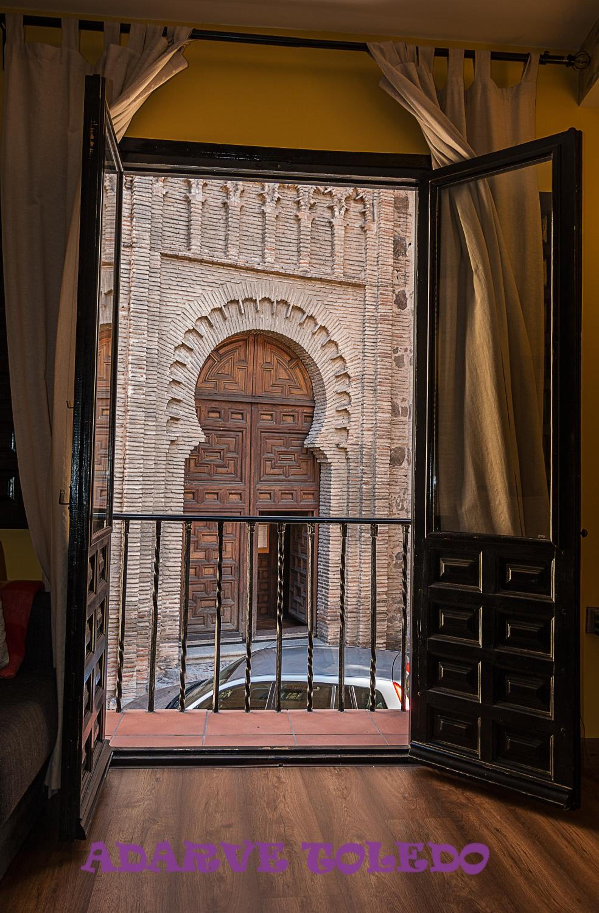 Apartamentos Adarve Toledo