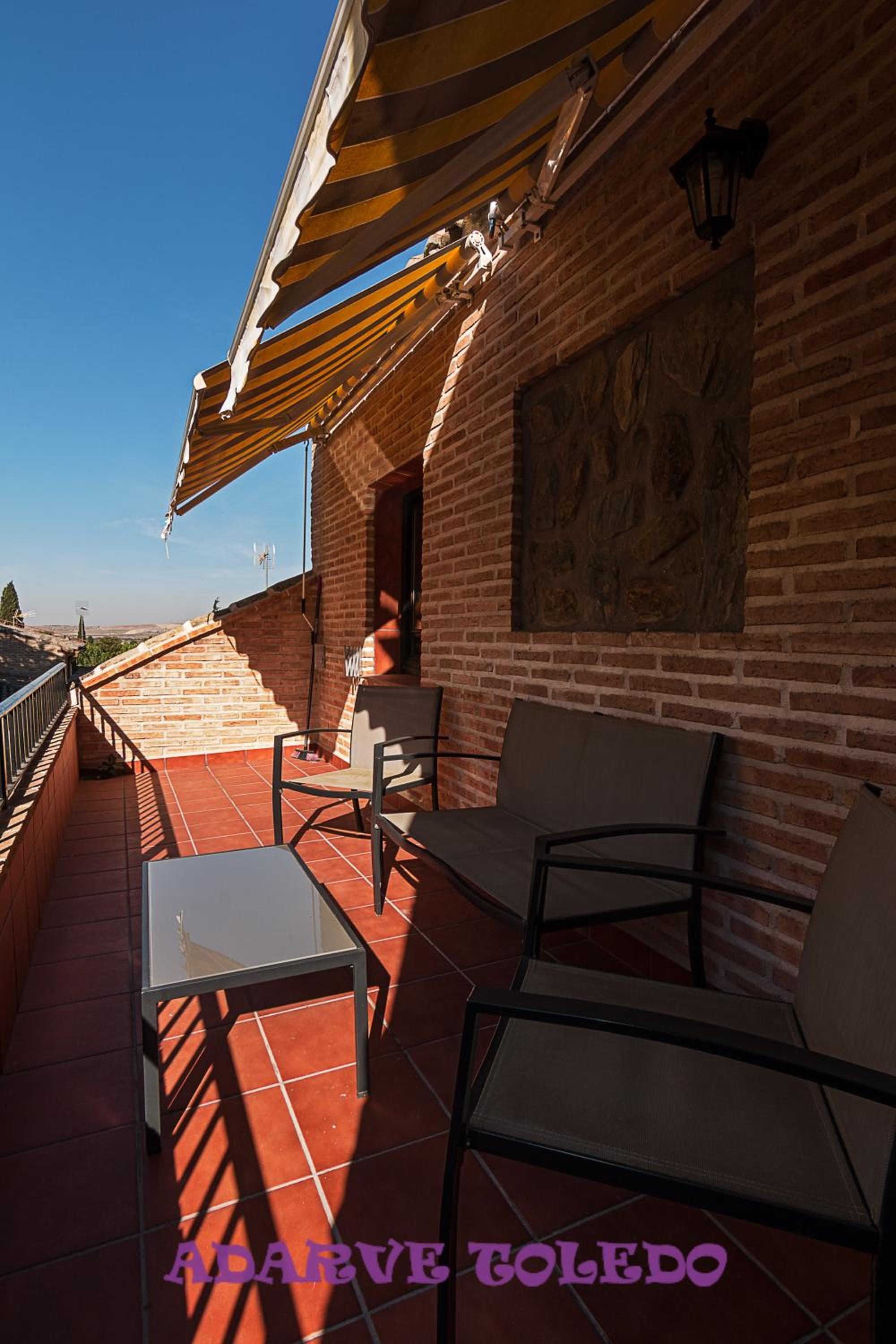 Apartamentos Adarve Toledo