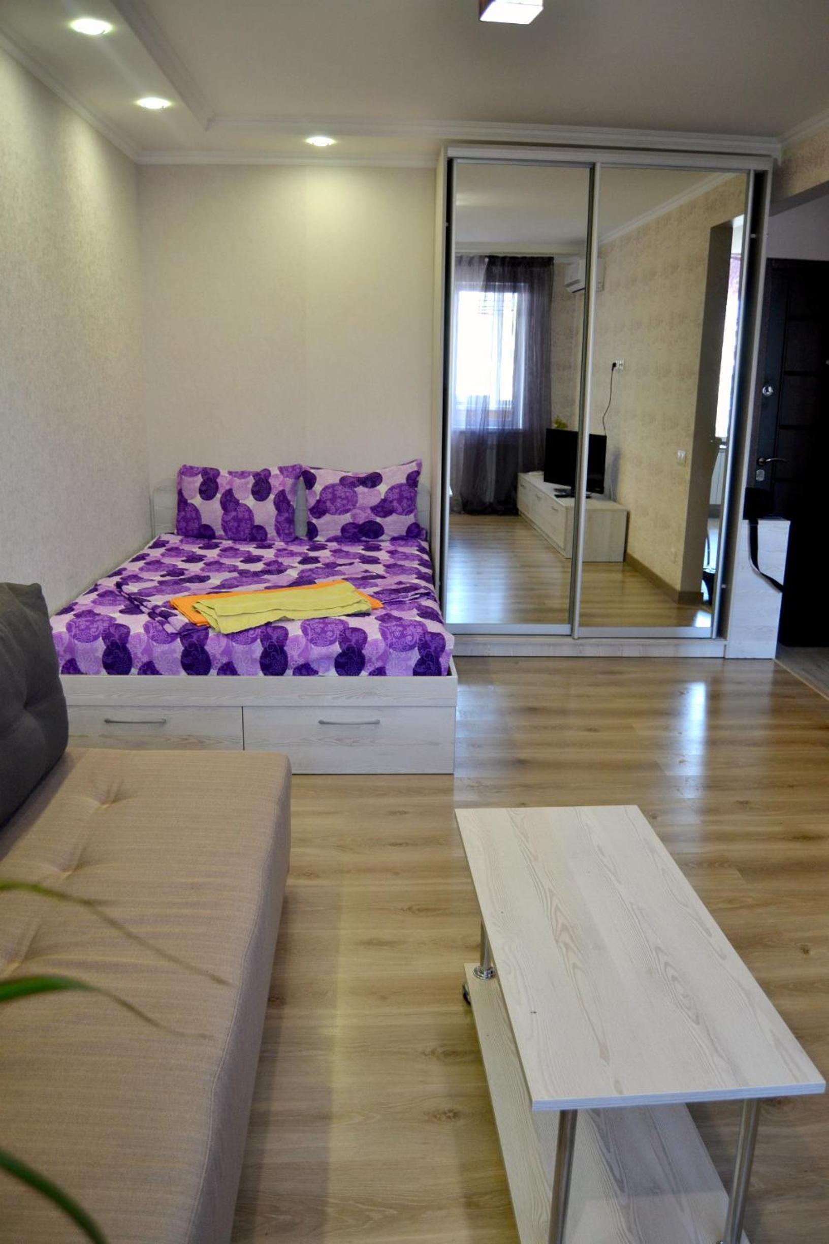 Apartment on Bogdana Gavrilishyna 3 view 3