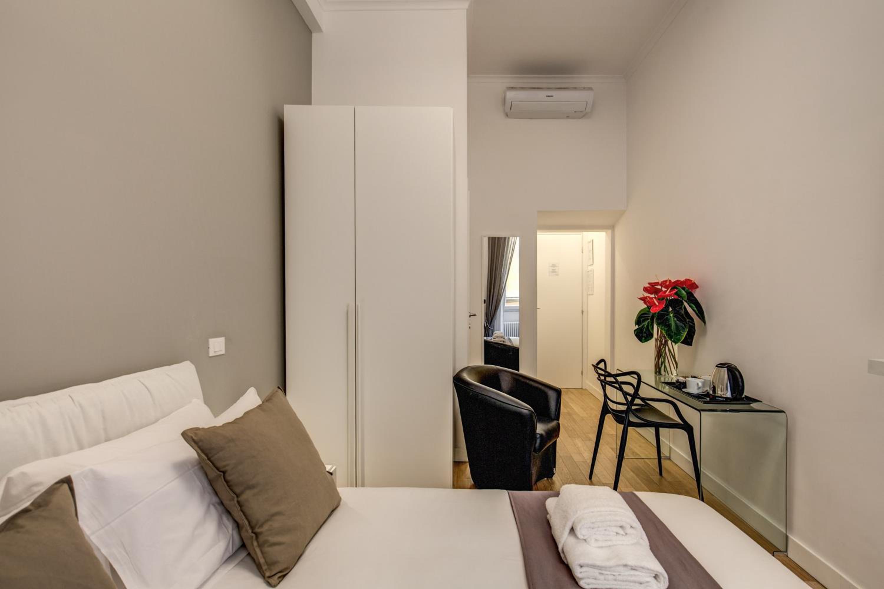 Orange Suites