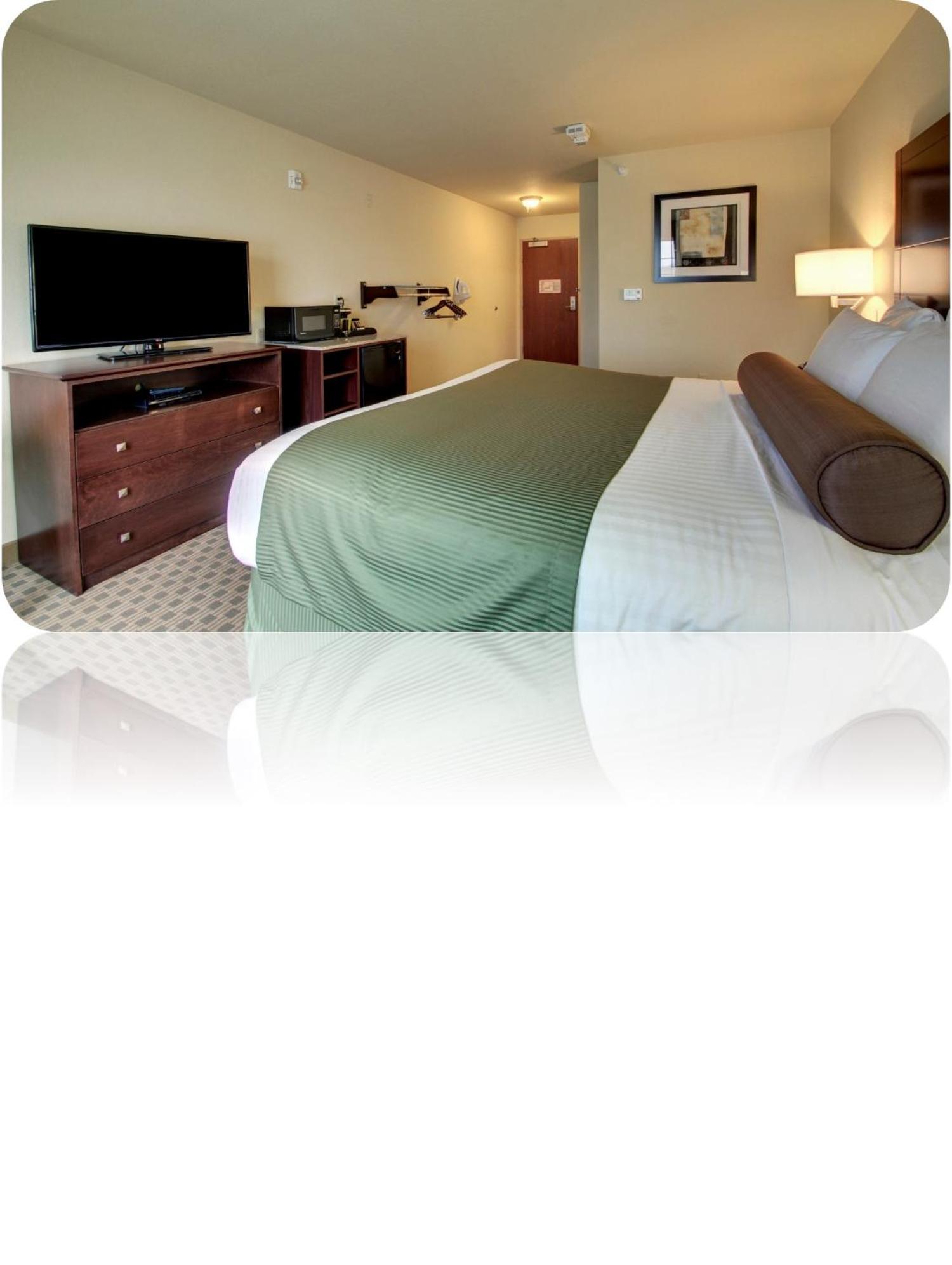 Cobblestone Inn & Suites - Harvey