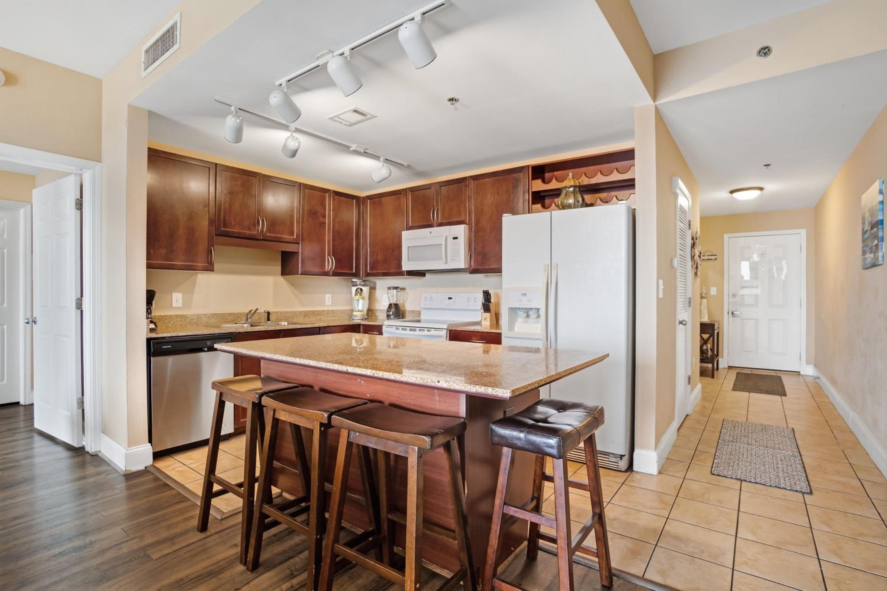 Laketown Wharf 531