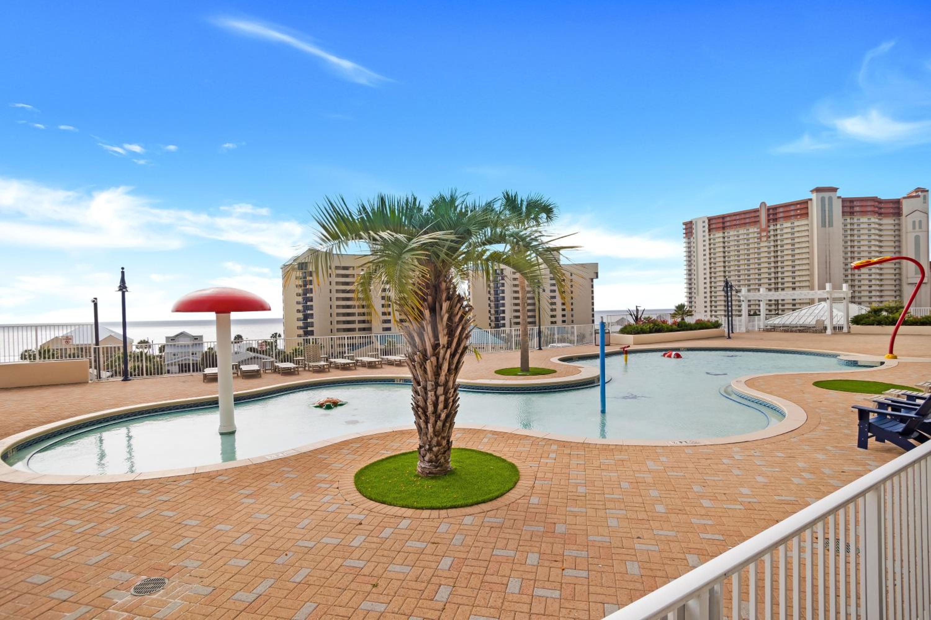 Laketown Wharf 531