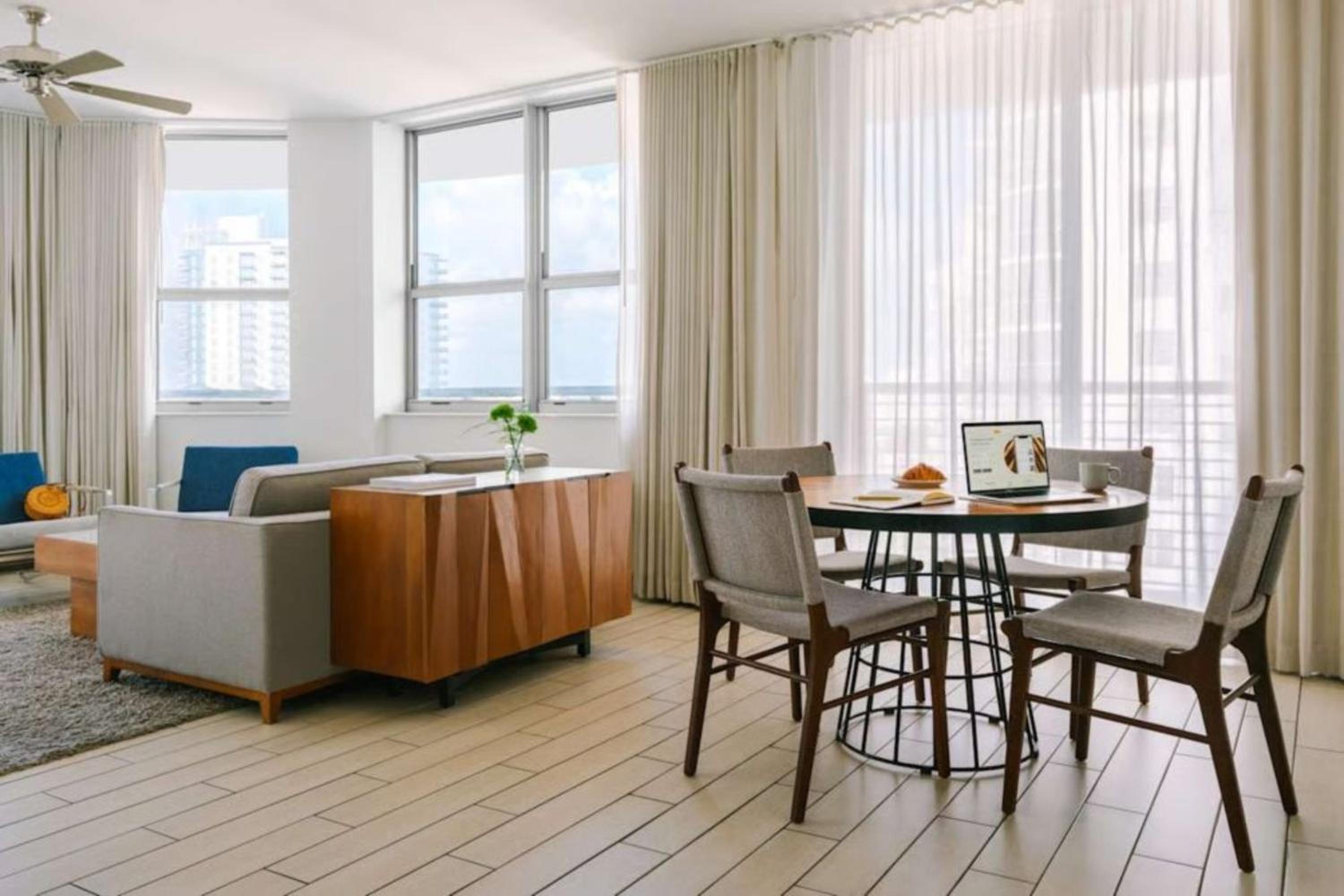 Circ Hotel