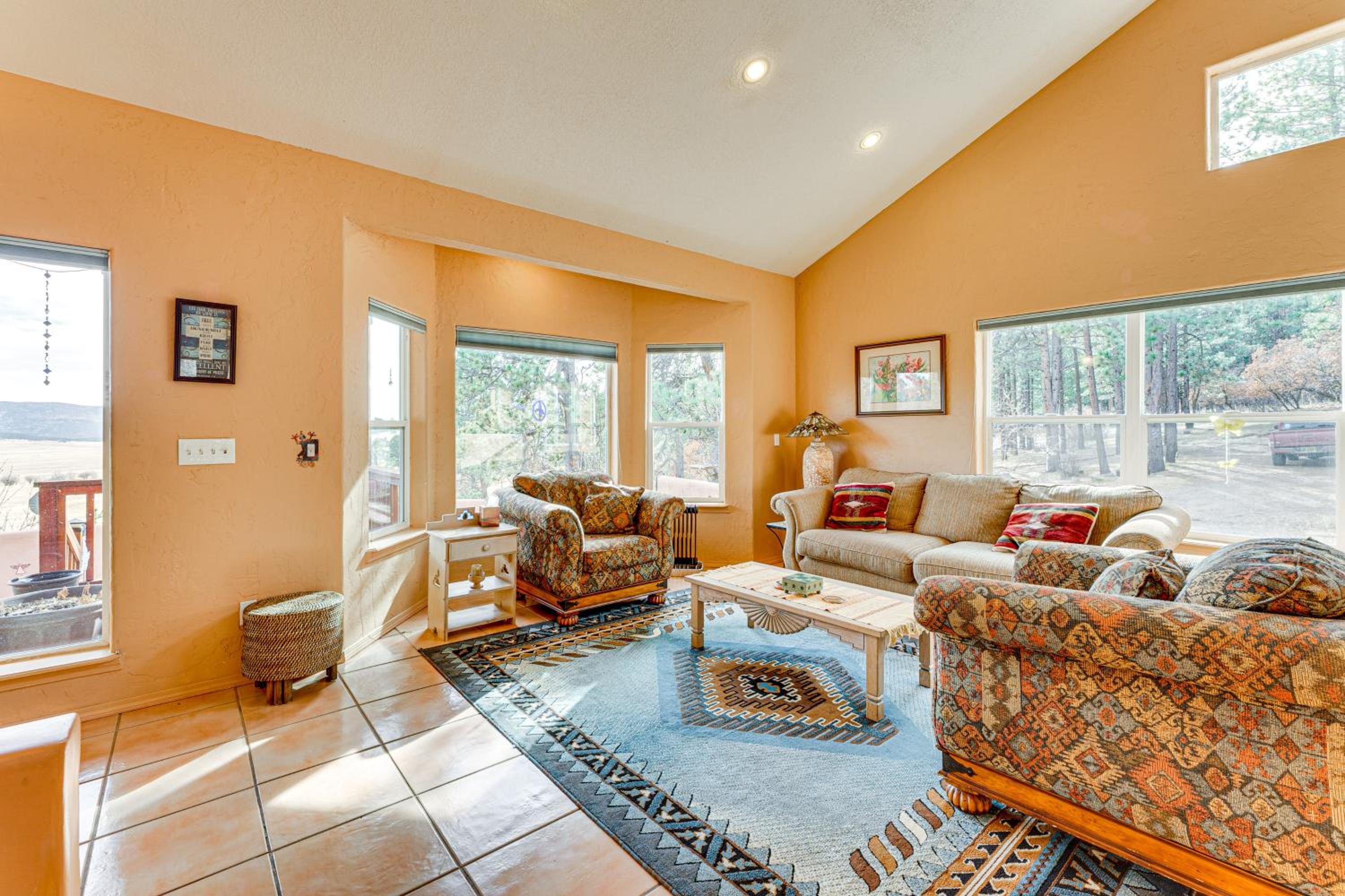 Hunters Hideaway on 20 Secluded Acres in Taos!