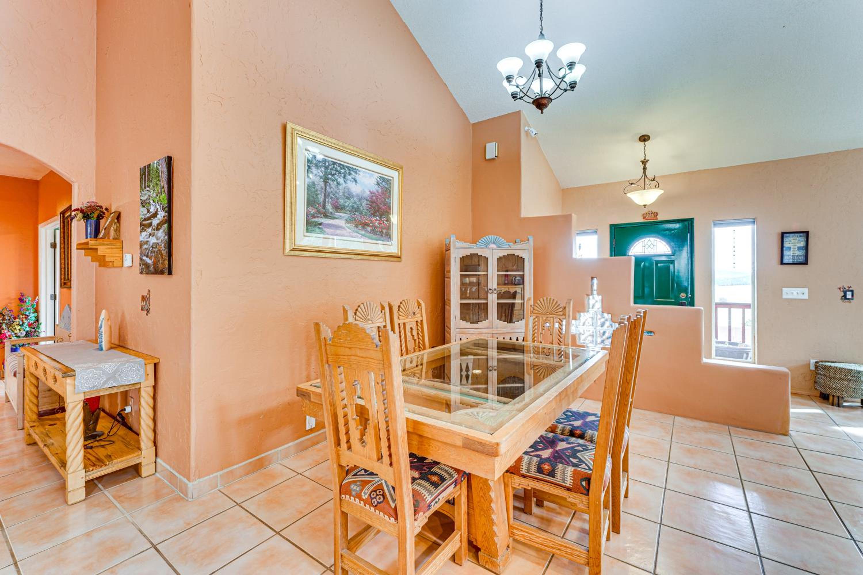 Hunters Hideaway on 20 Secluded Acres in Taos!