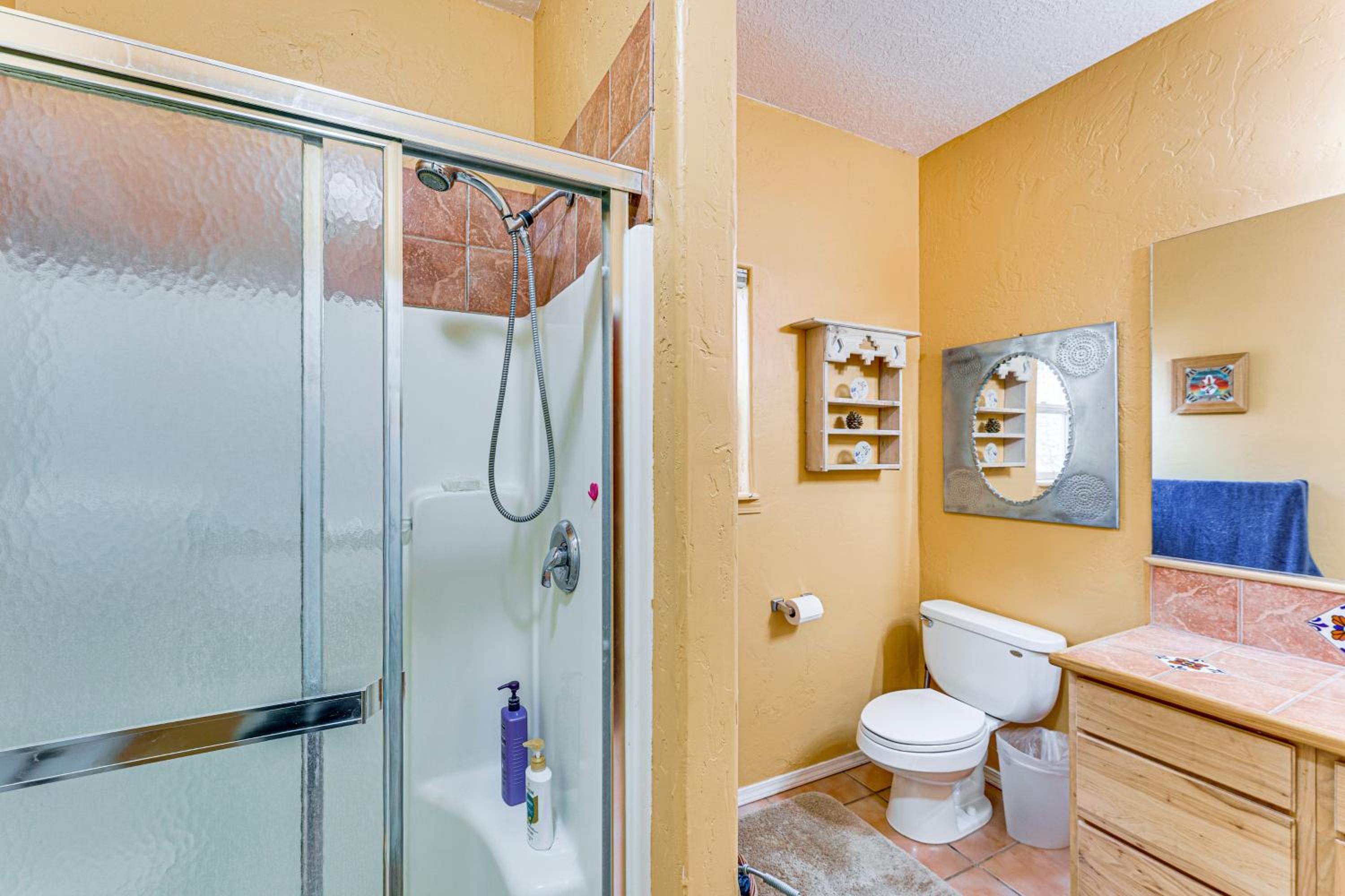 Hunters Hideaway on 20 Secluded Acres in Taos!