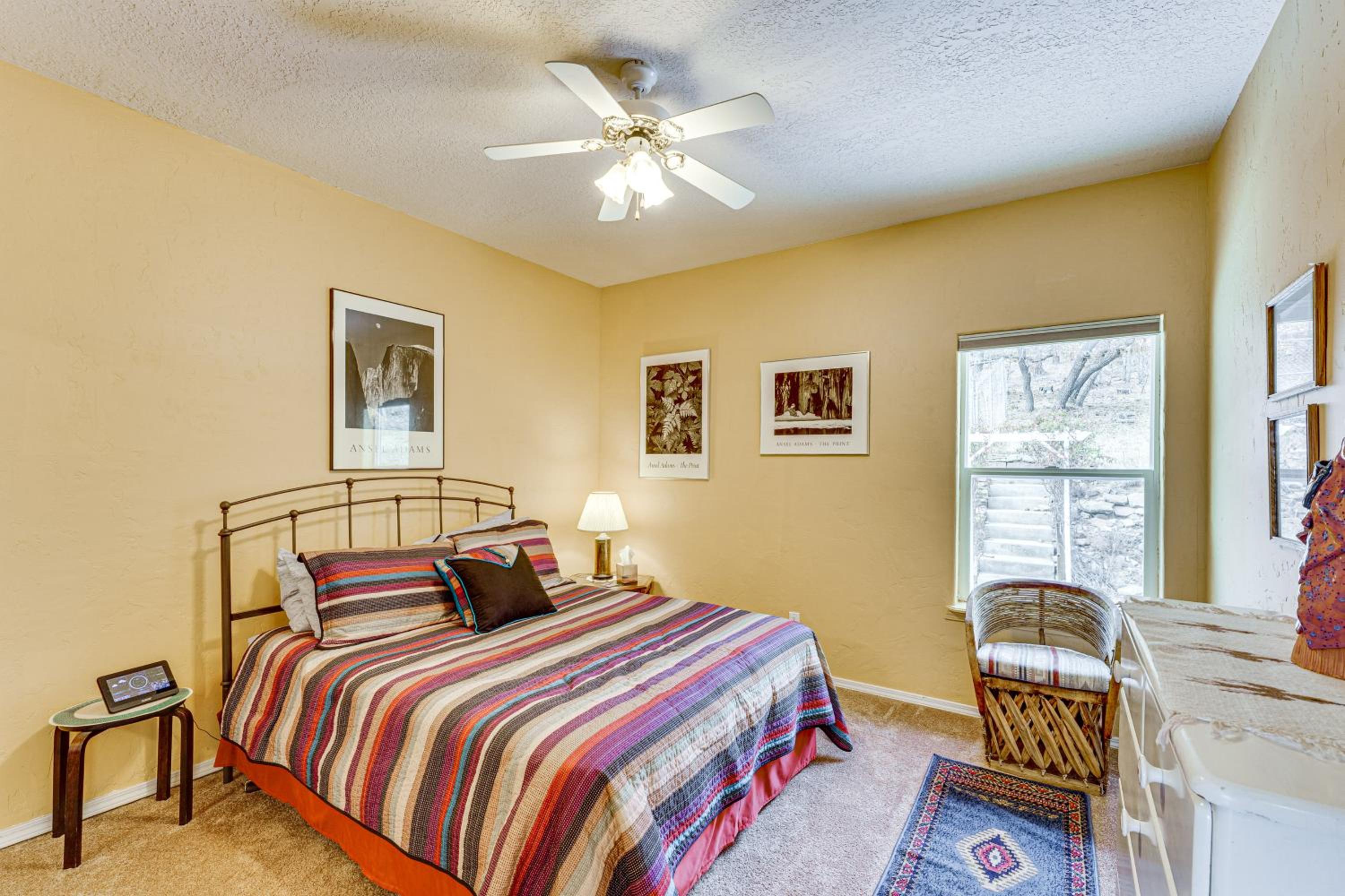Hunters Hideaway on 20 Secluded Acres in Taos!
