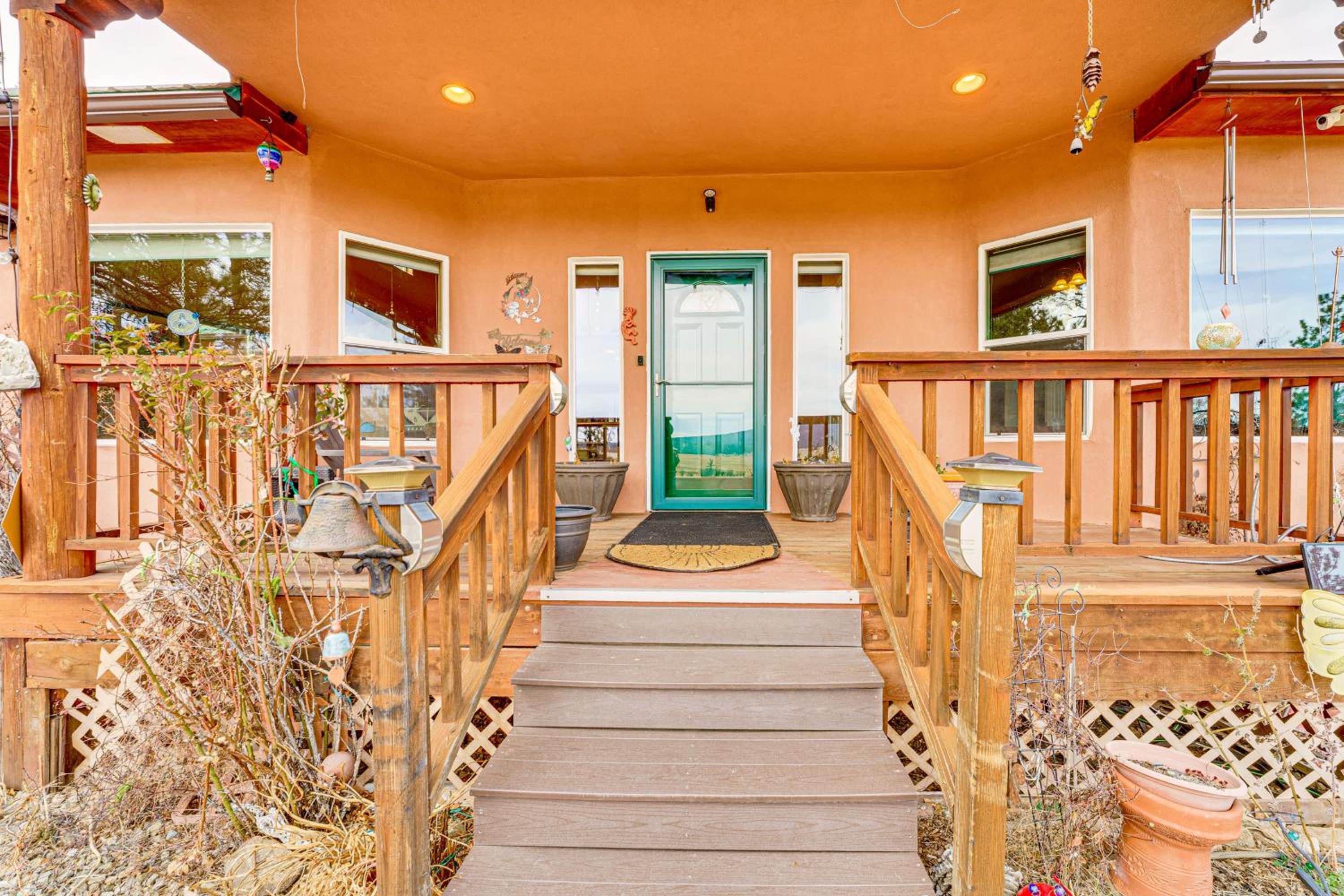 Hunters Hideaway on 20 Secluded Acres in Taos!