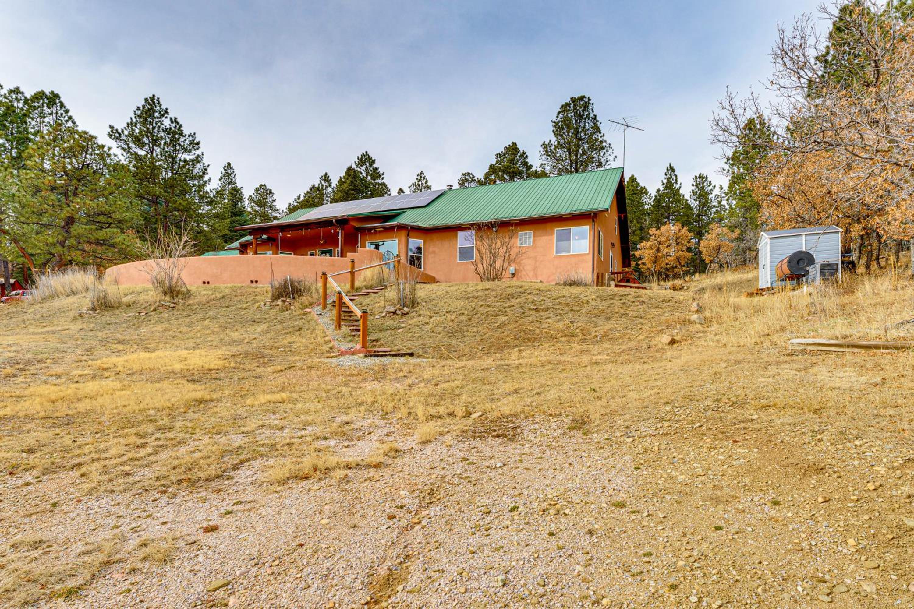 Hunters Hideaway on 20 Secluded Acres in Taos!