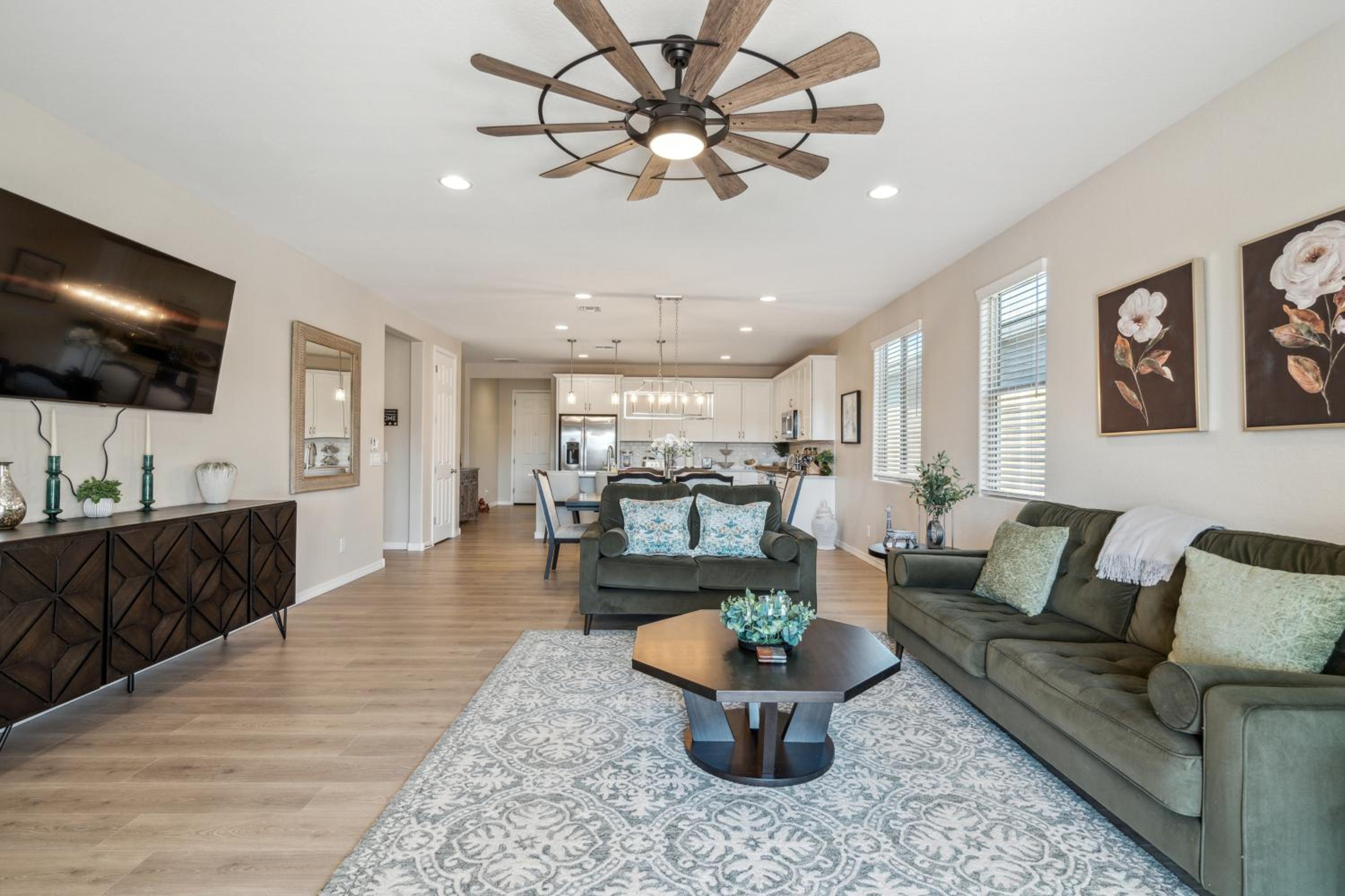 Stargazing and Mtn Views! Serene Home in Gold Canyon