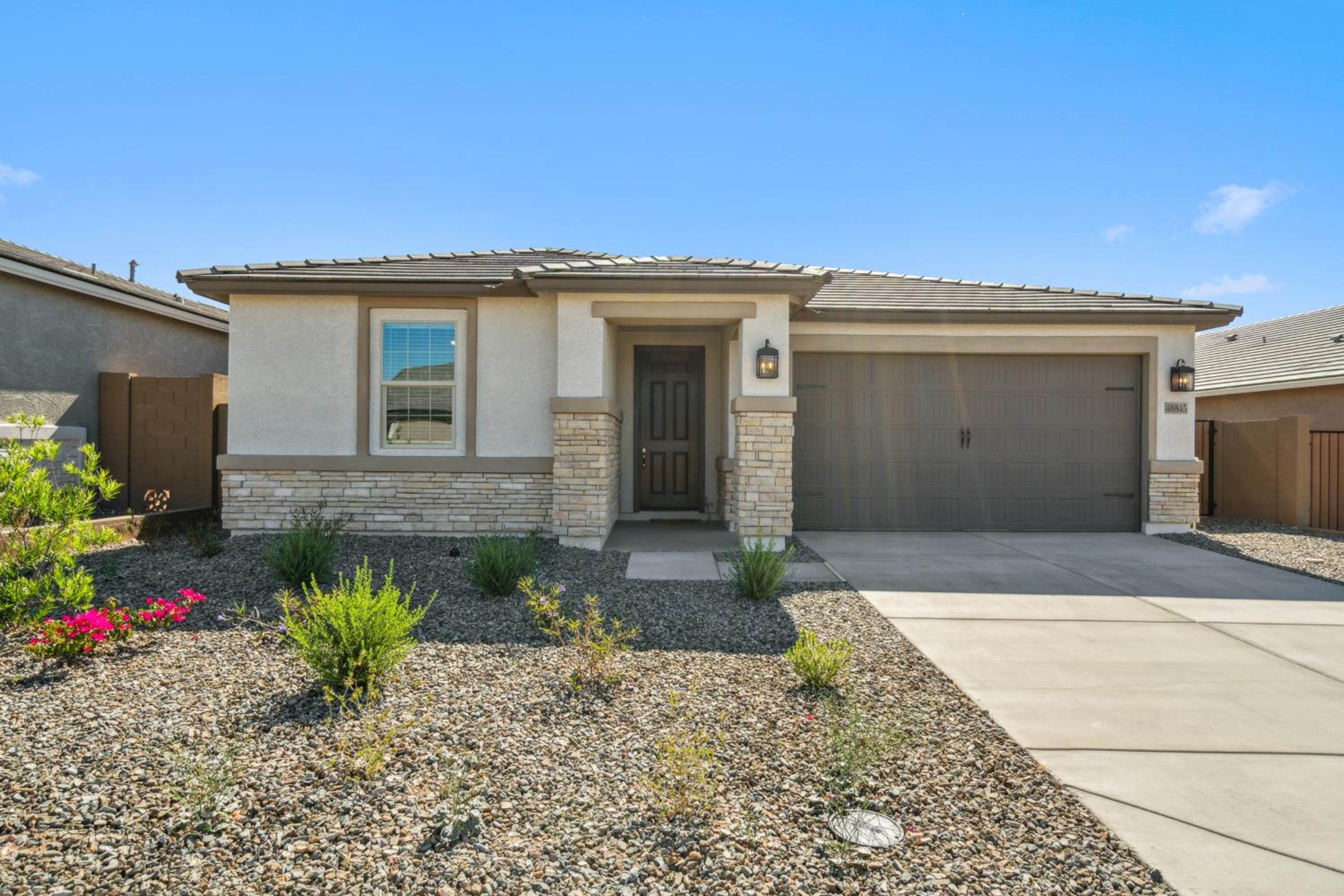 Stargazing and Mtn Views! Serene Home in Gold Canyon