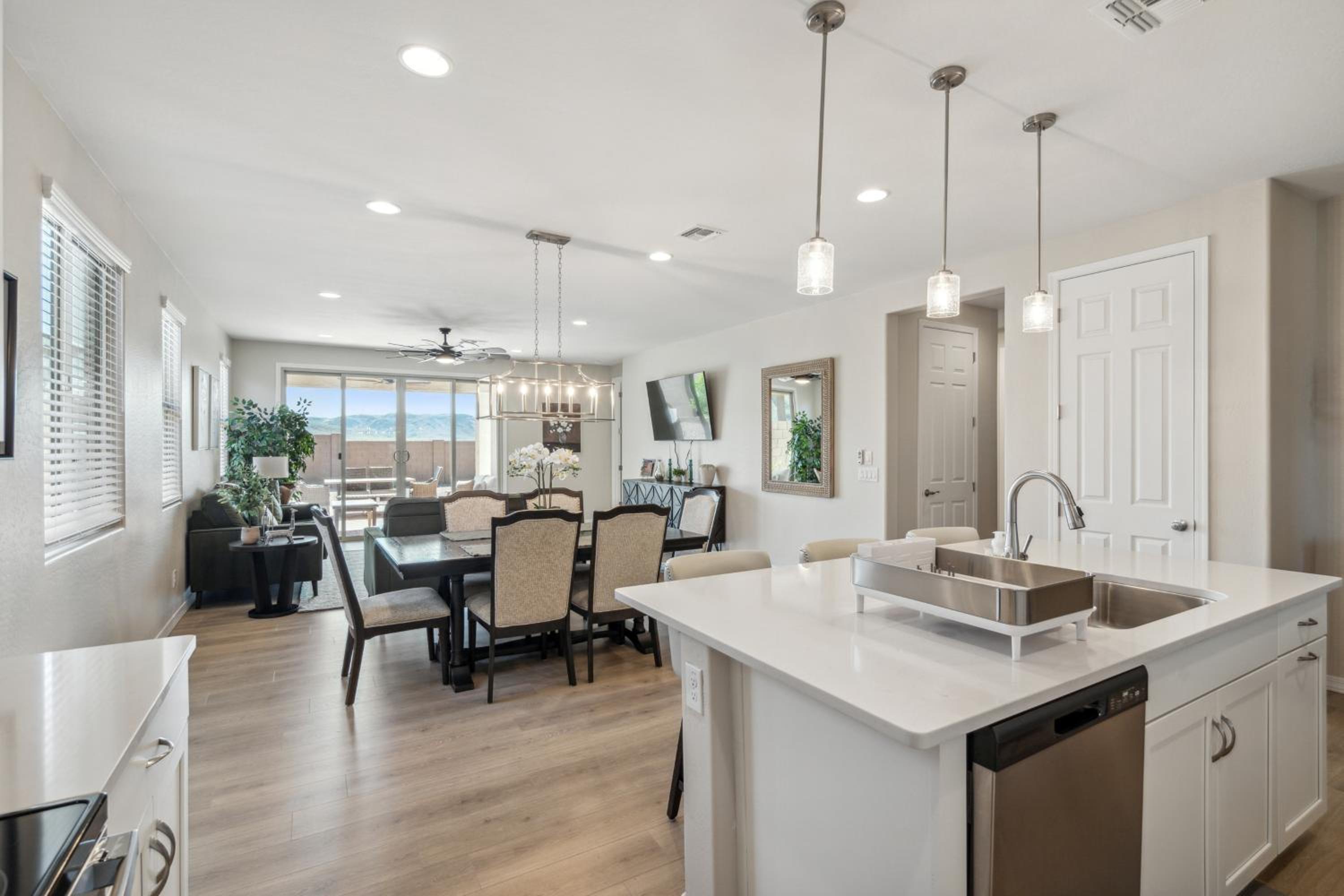 Stargazing and Mtn Views! Serene Home in Gold Canyon