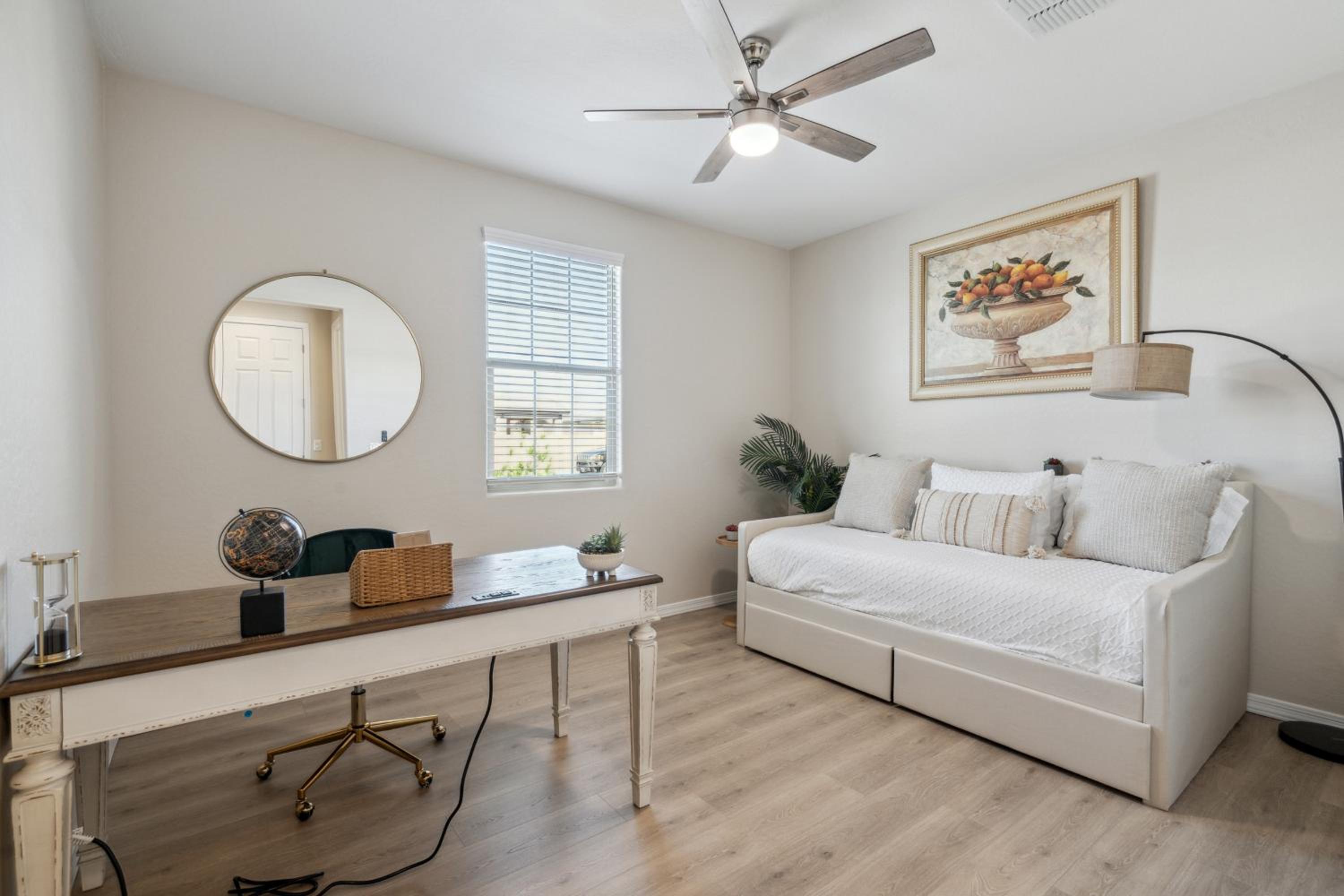 Stargazing and Mtn Views! Serene Home in Gold Canyon