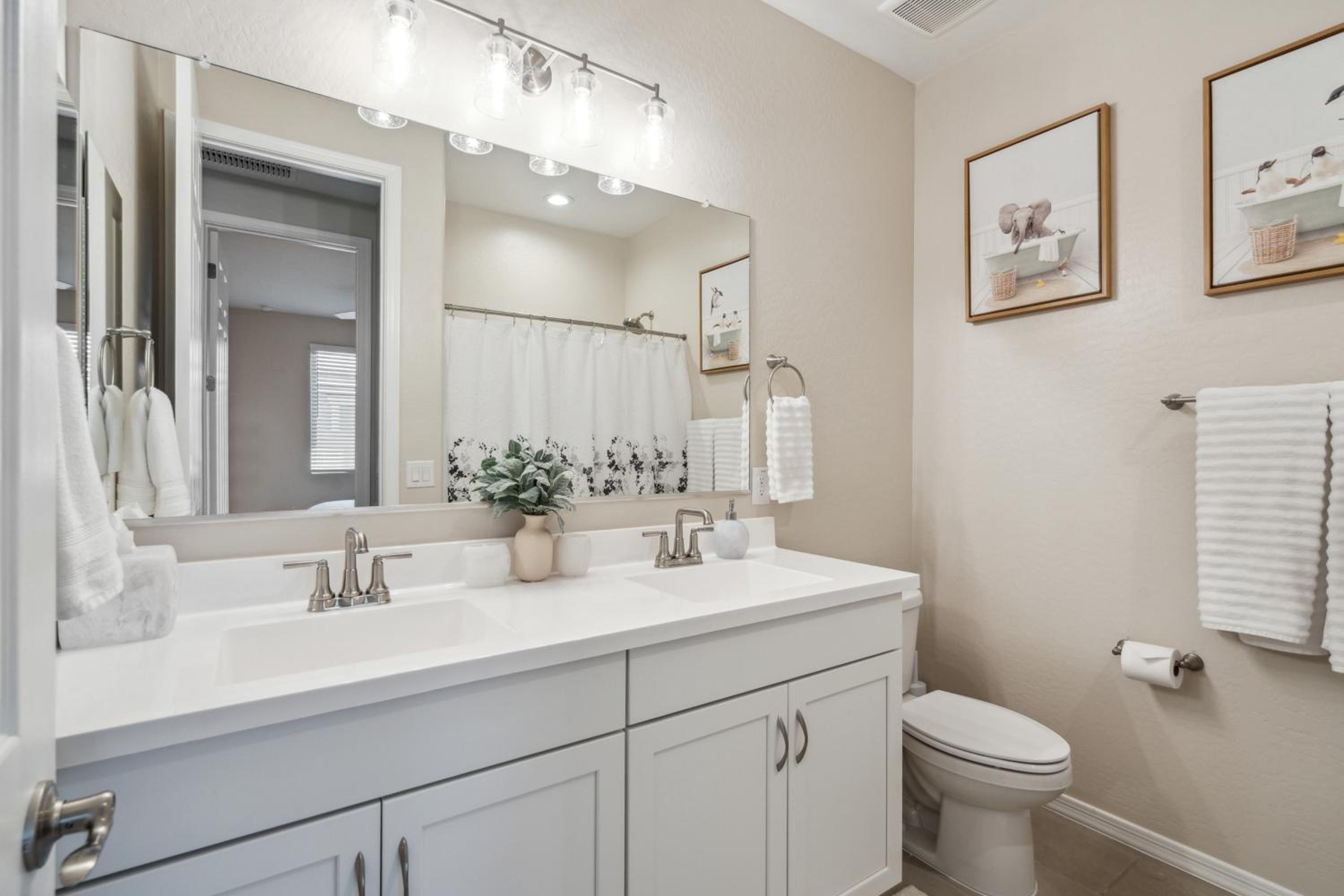 Stargazing and Mtn Views! Serene Home in Gold Canyon