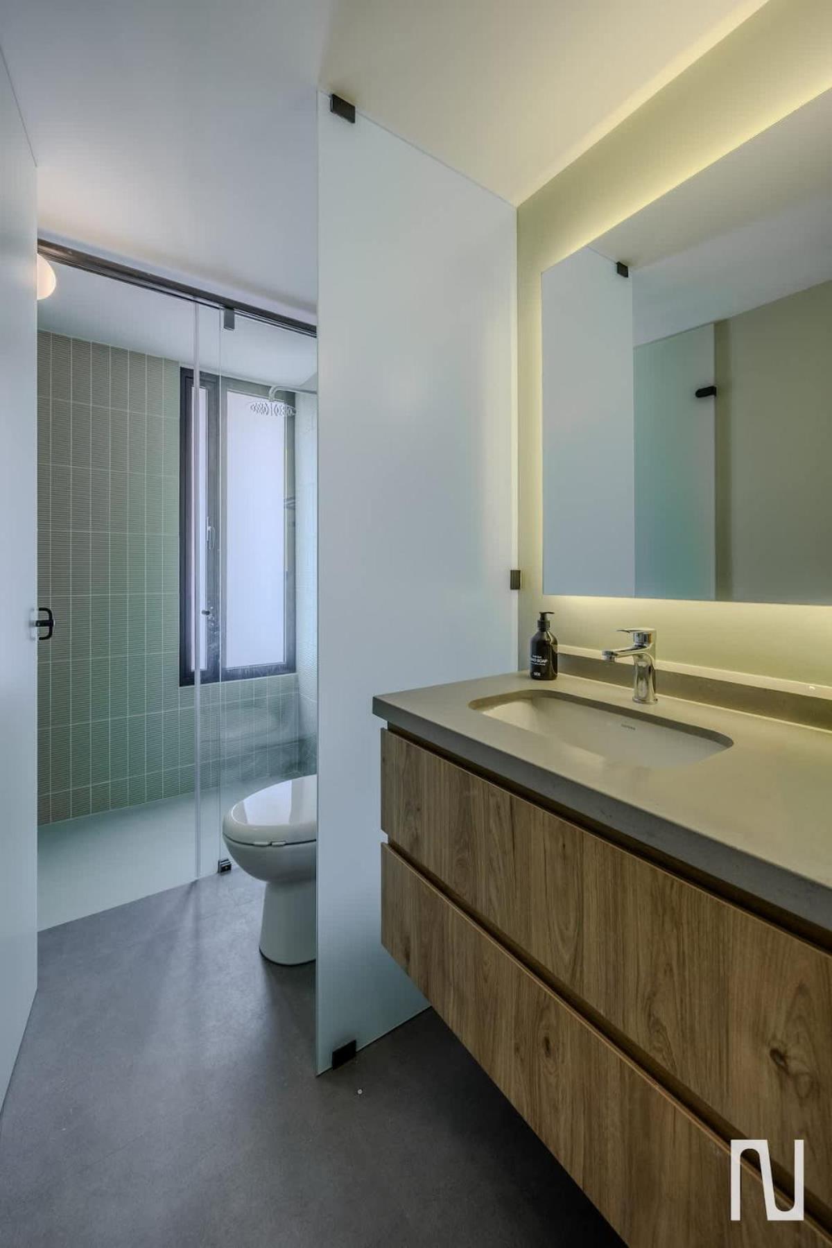 NOK Bright 1BR with Outdoor Terrace