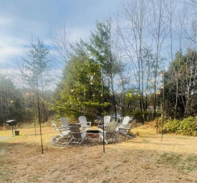 Pinewood Lodge by Beyond Expectations w Hot Tub
