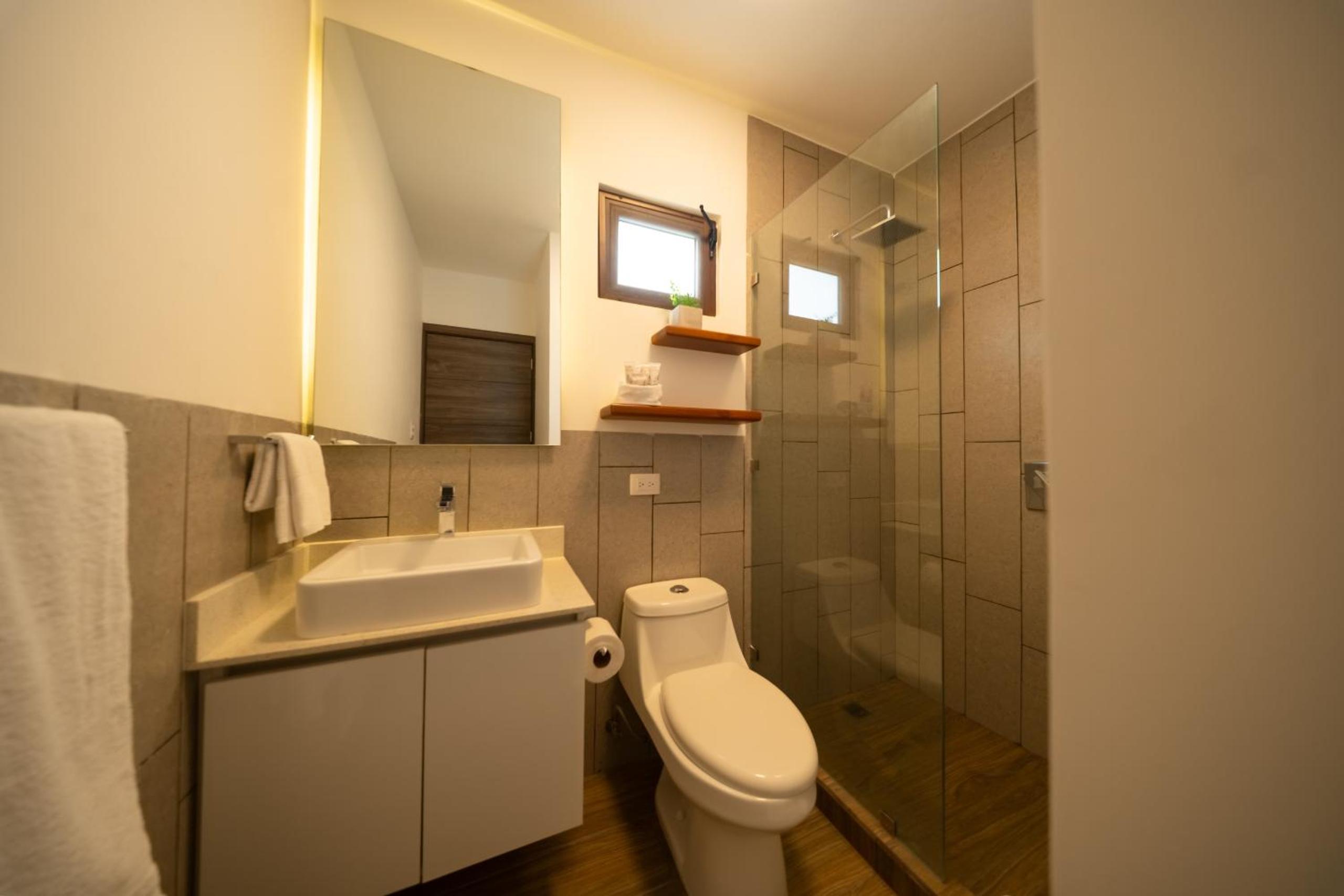 New villa with pool access for 7 ppl and 2 BR