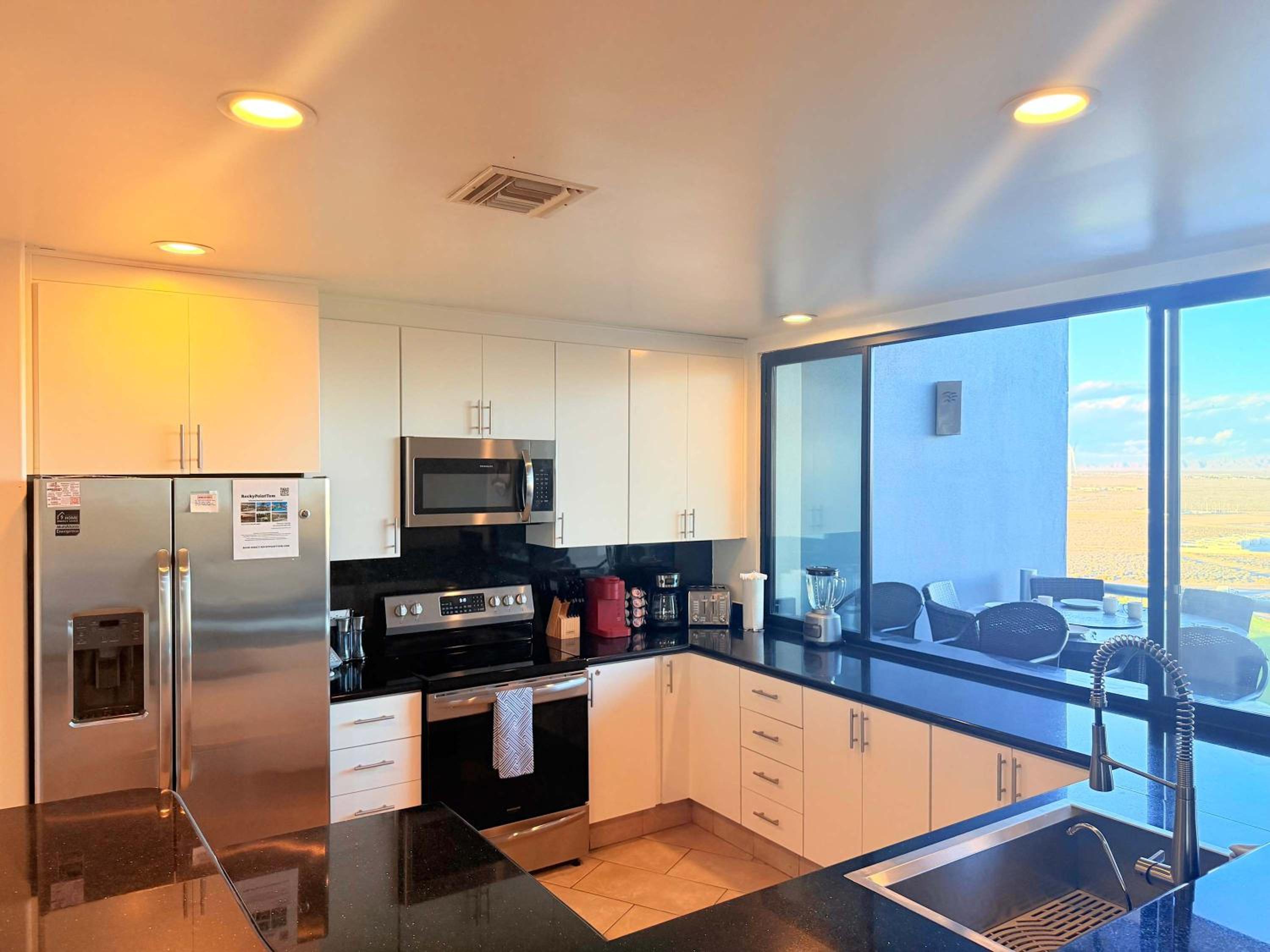 Las Palomas OV 4BR 4BA Cortez 901