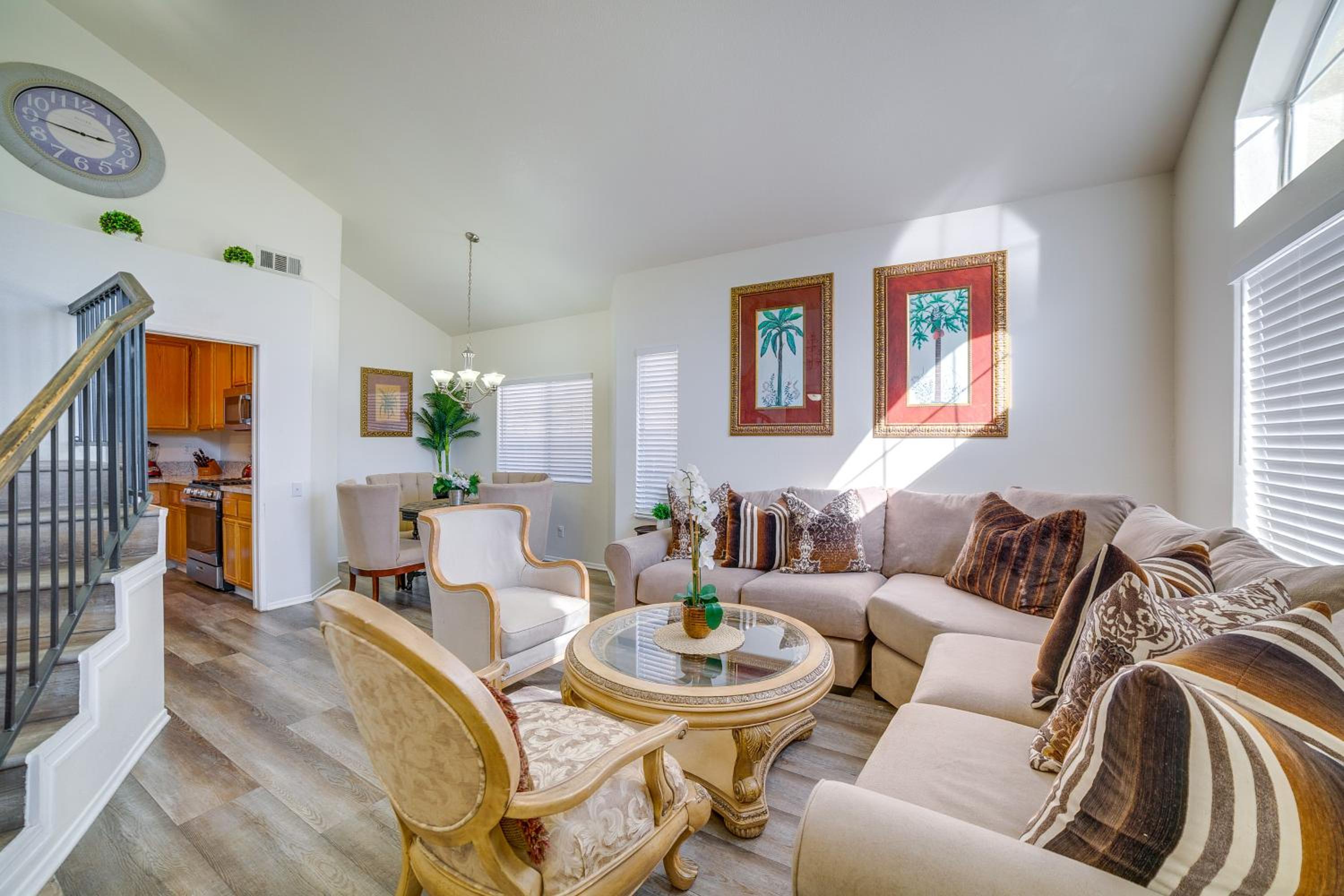Family Home with Hot Tub! 2 Mi to Dtwn Riverside