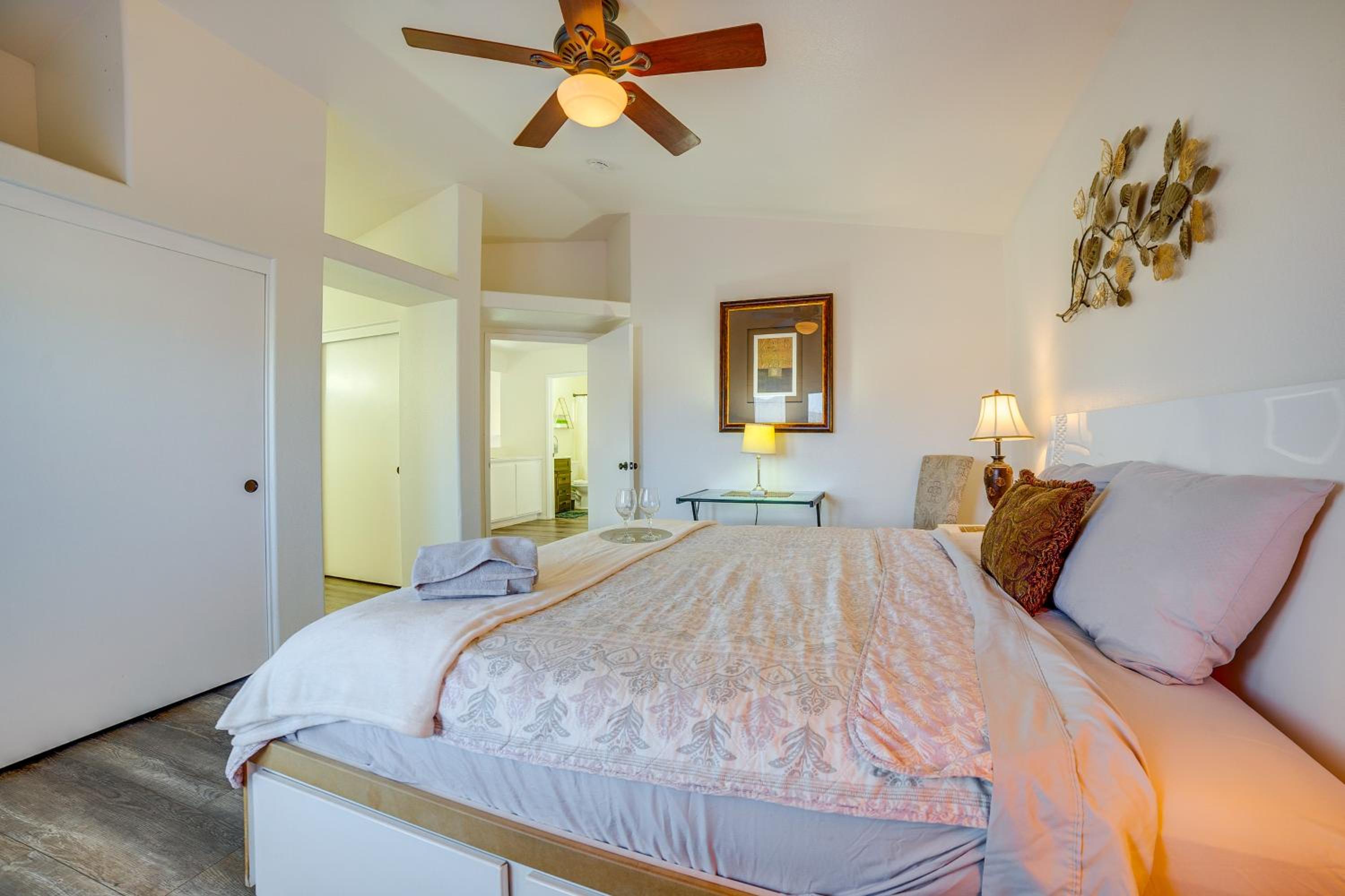 Family Home with Hot Tub! 2 Mi to Dtwn Riverside
