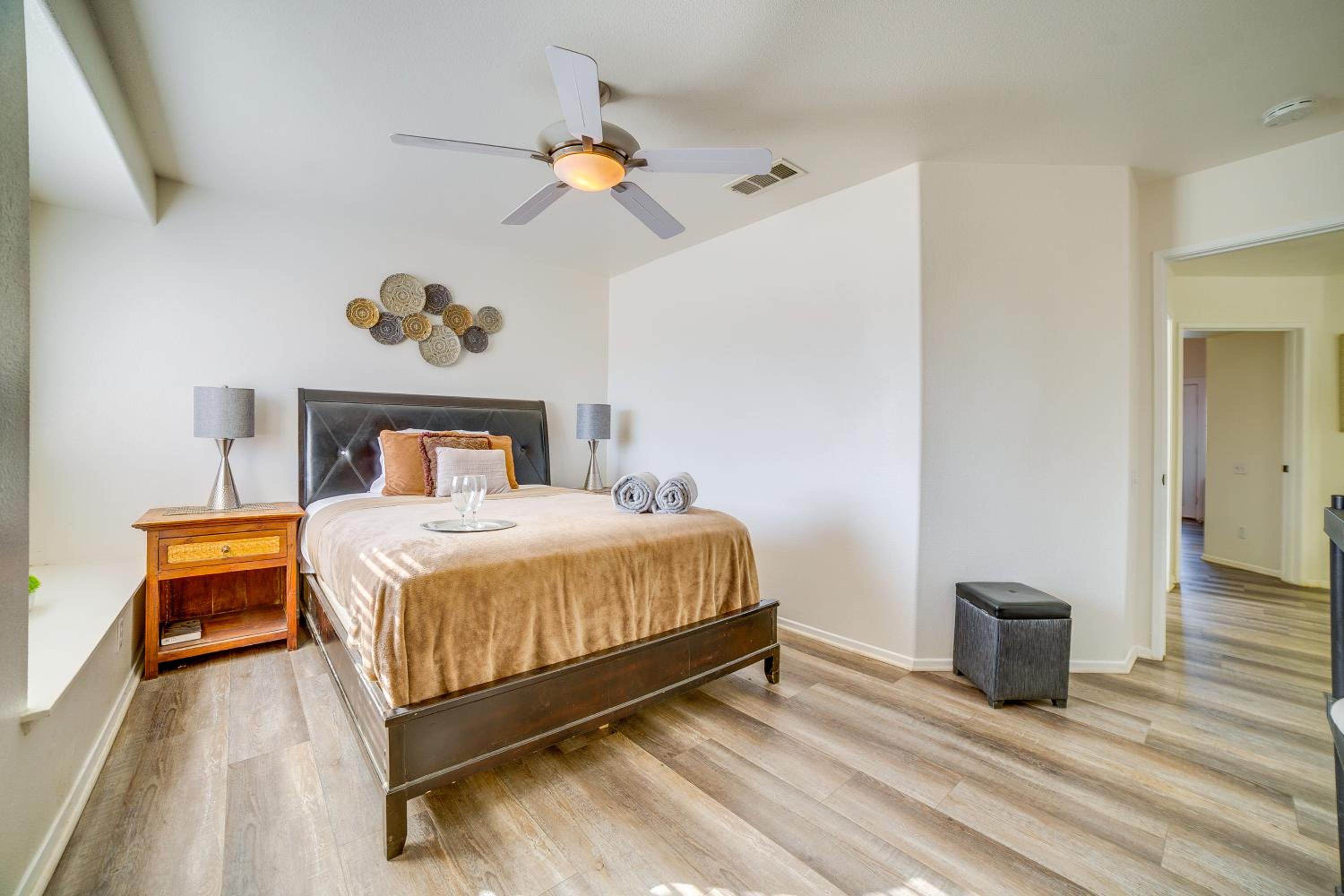 Family Home with Hot Tub! 2 Mi to Dtwn Riverside