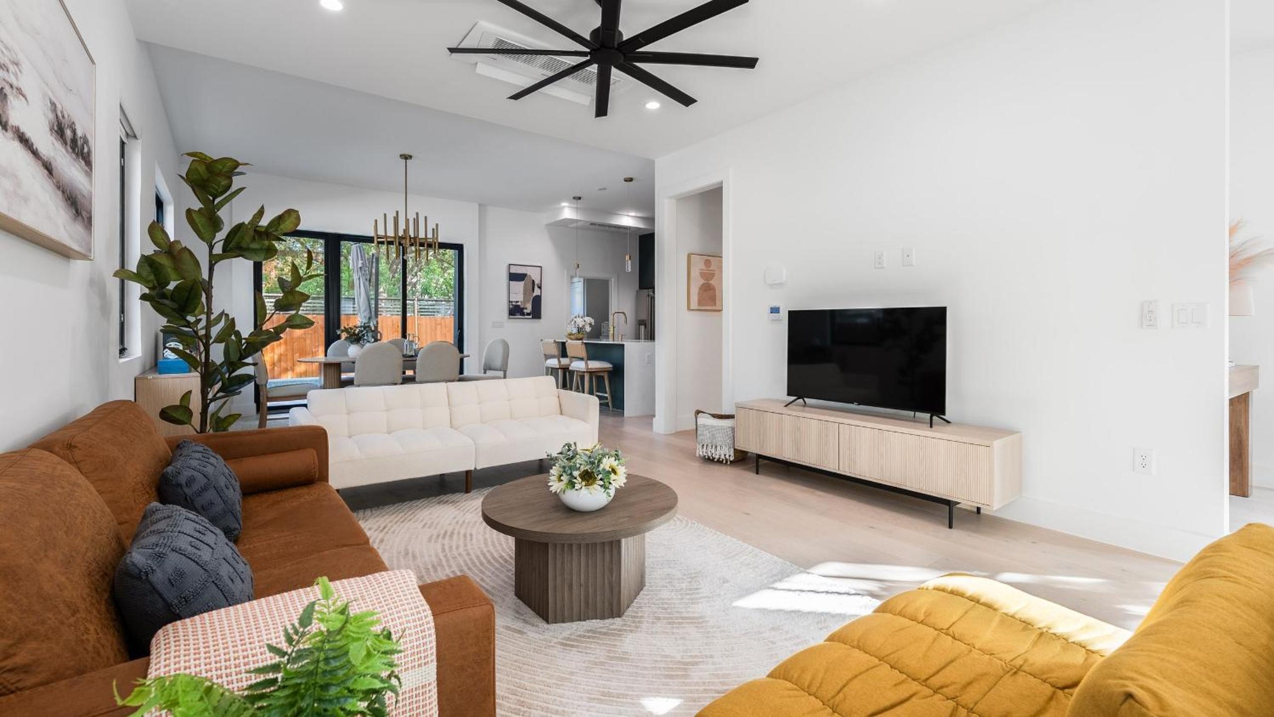 Stylish Home with Firepit Balcony Steps from Austin’s Best Near Rainey St Lady Bird Lake Downtown The Ashlee by AvantStay