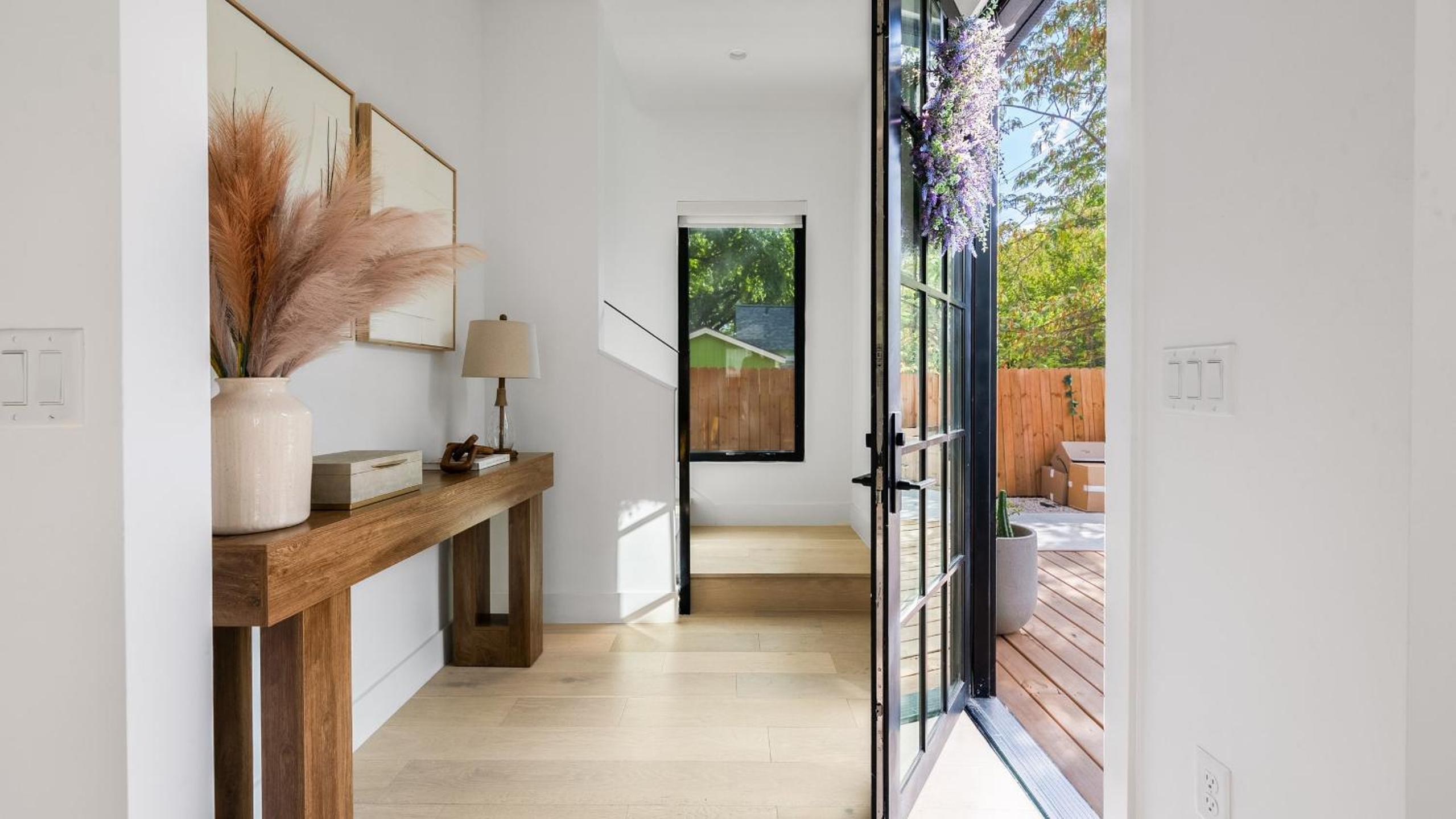 Stylish Home with Firepit Balcony Steps from Austin’s Best Near Rainey St Lady Bird Lake Downtown The Ashlee by AvantStay