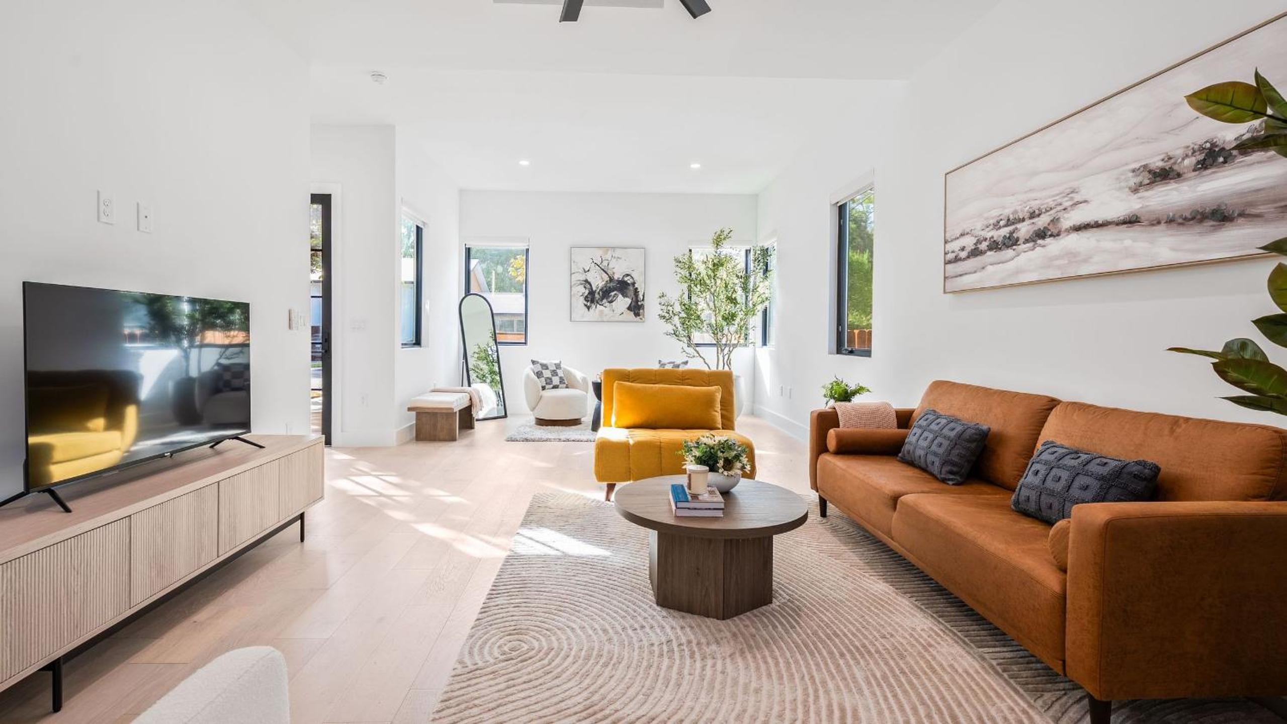Stylish Home with Firepit Balcony Steps from Austin’s Best Near Rainey St Lady Bird Lake Downtown The Ashlee by AvantStay